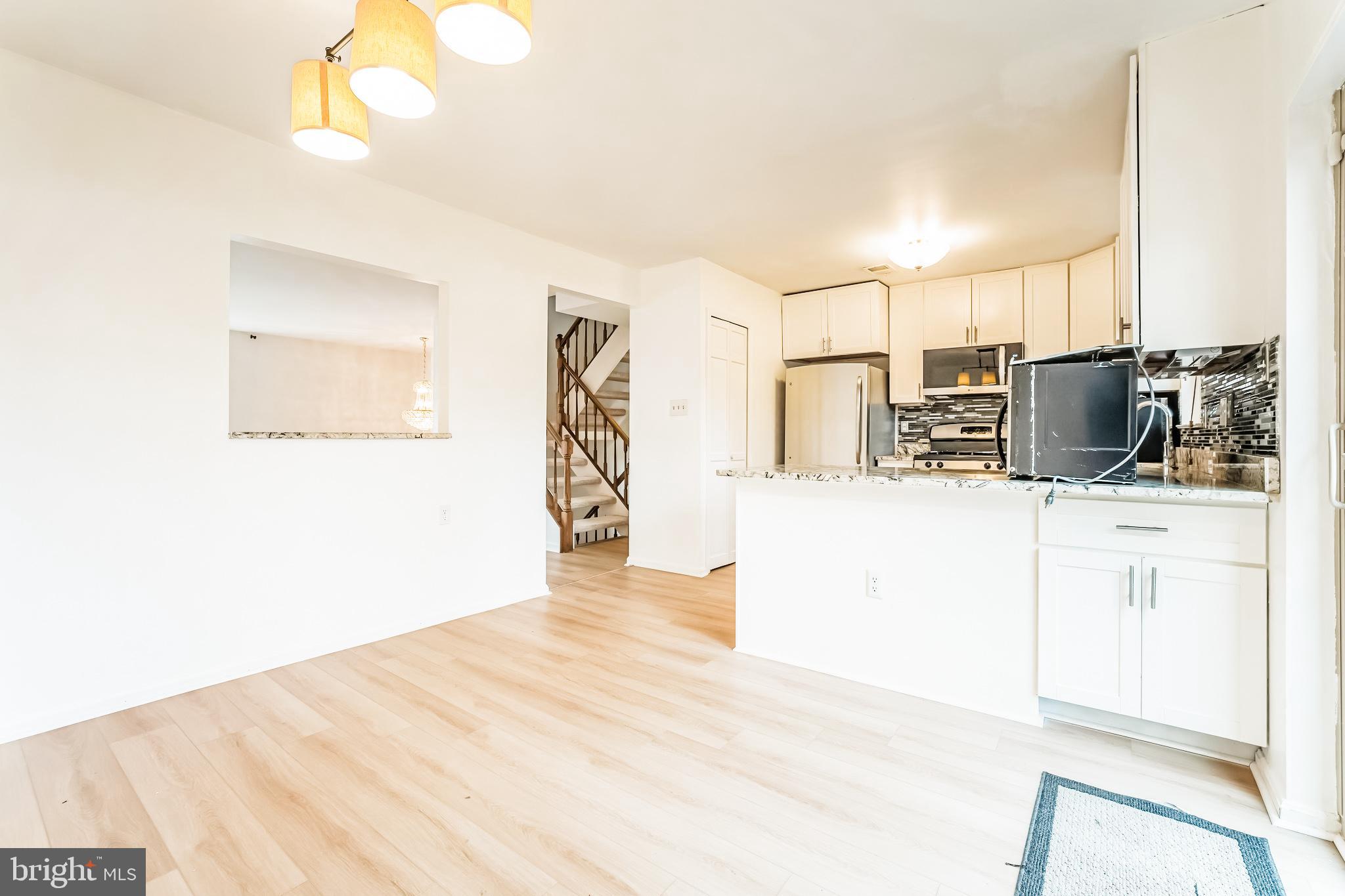 7829 MOUNT WOODLEY PL