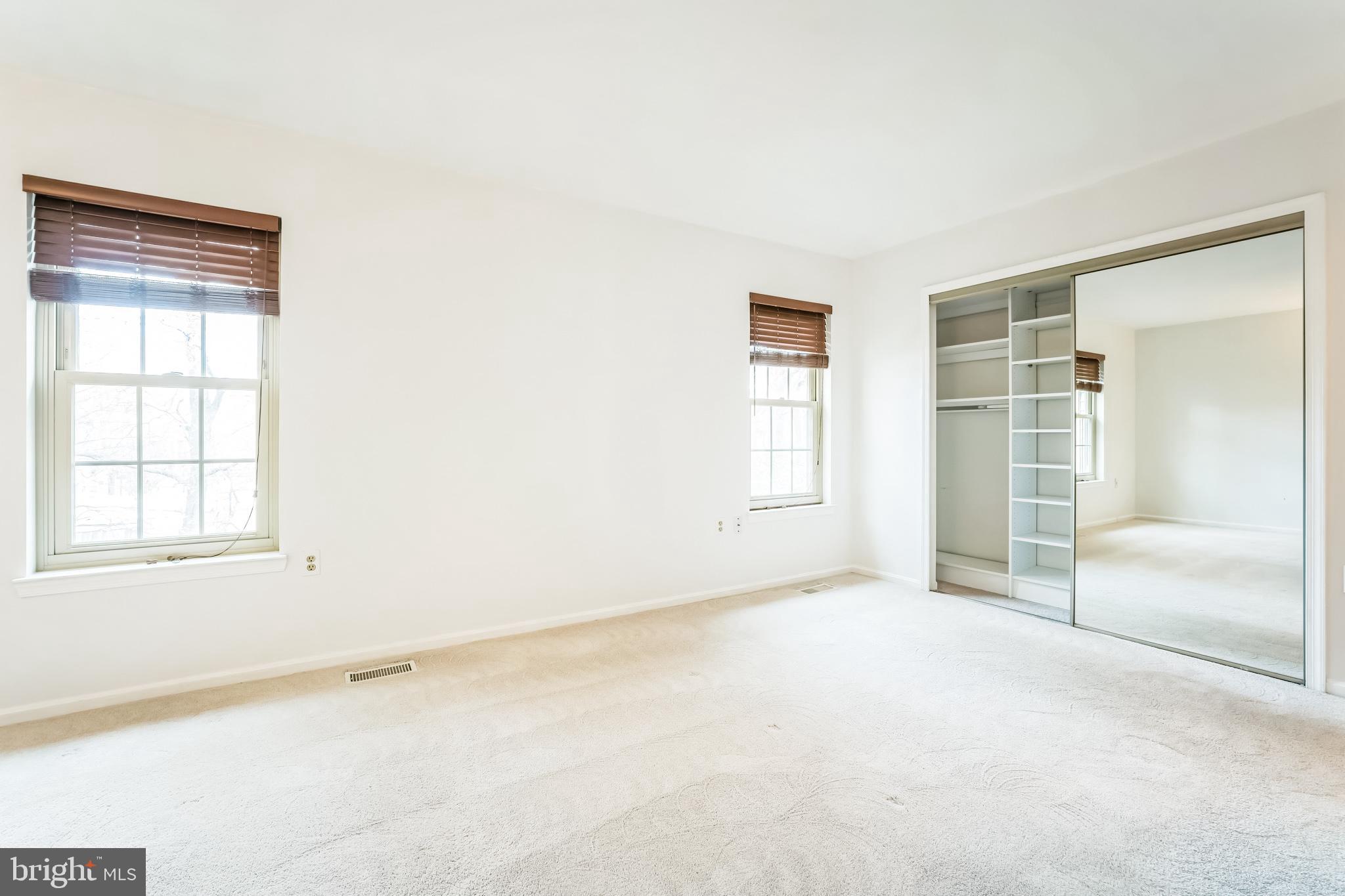 7829 MOUNT WOODLEY PL