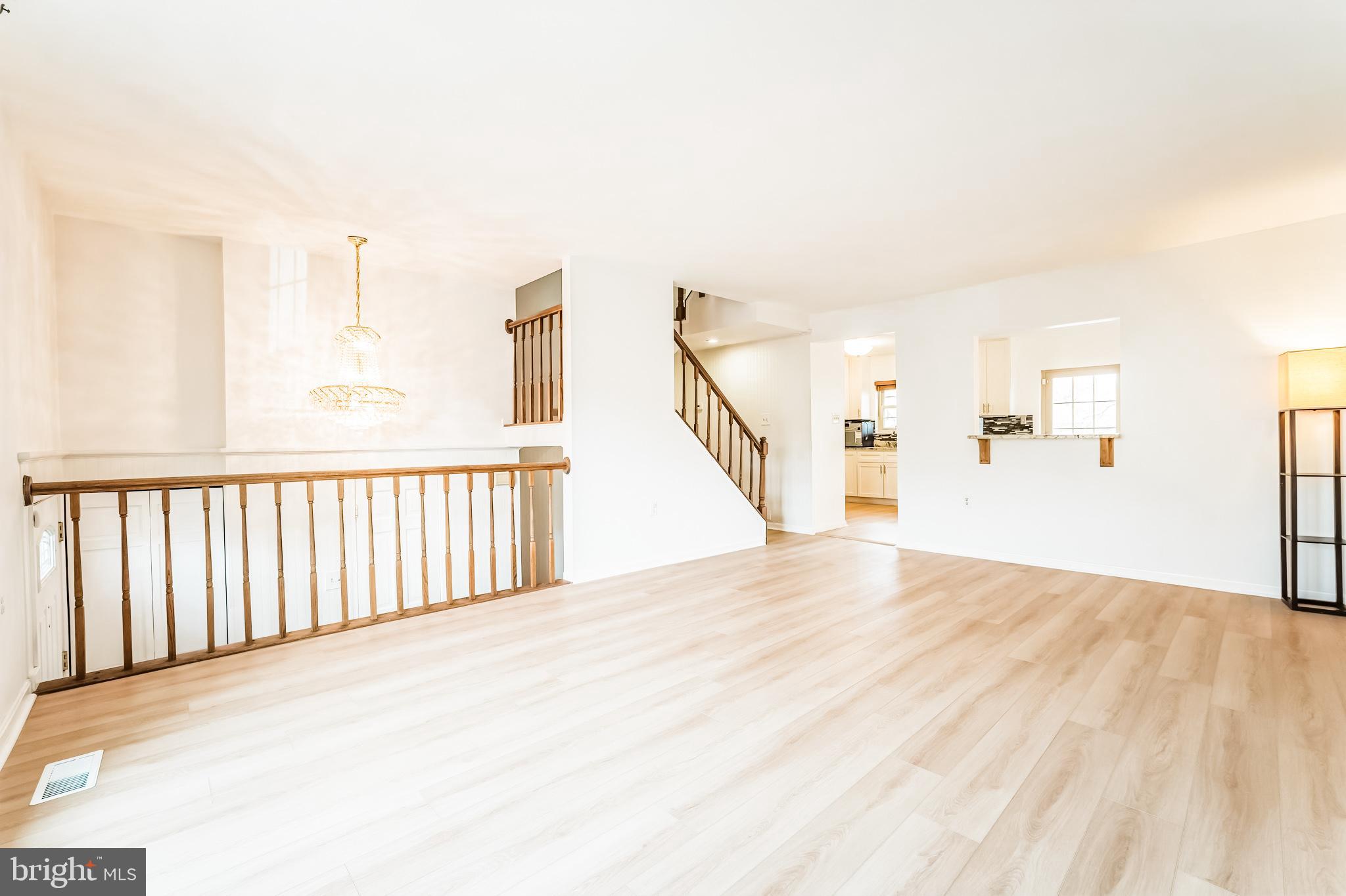 7829 MOUNT WOODLEY PL