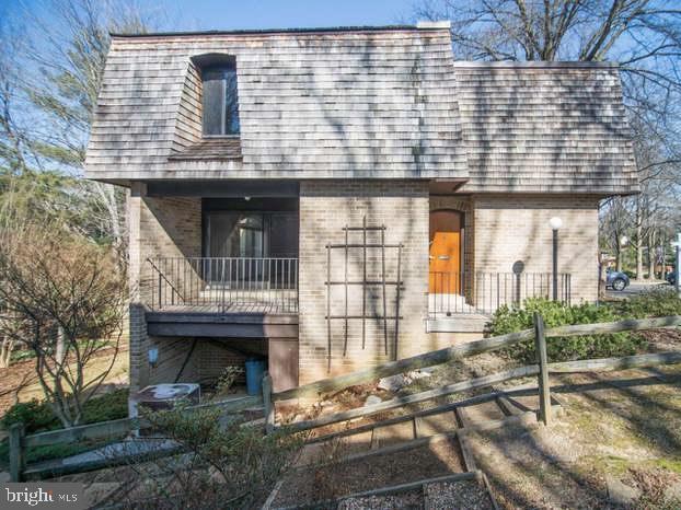 4928 SAUQUOIT LN
