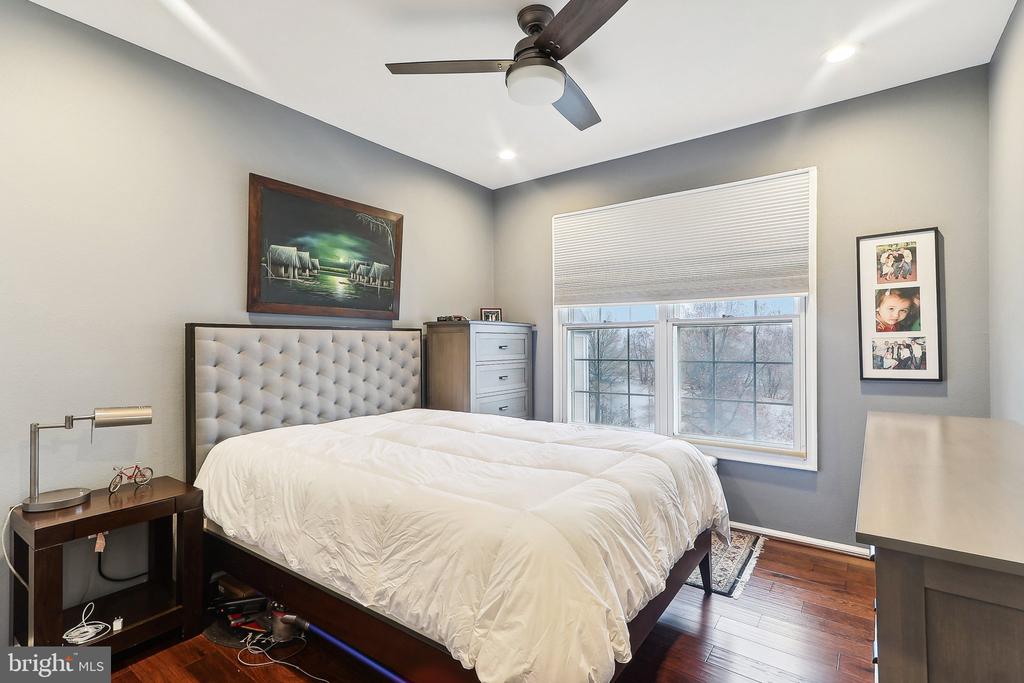 3009 NICOSH CIRCLE 4410