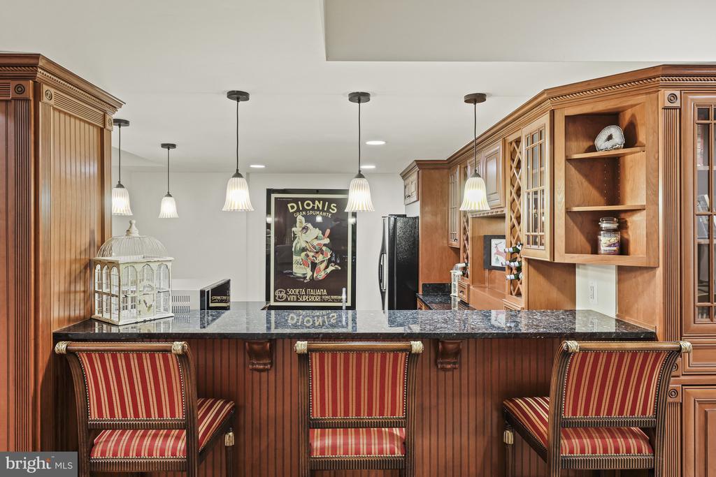 7218 Farm Meadow Ct