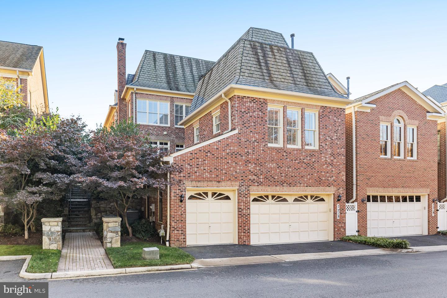 7218 Farm Meadow Ct