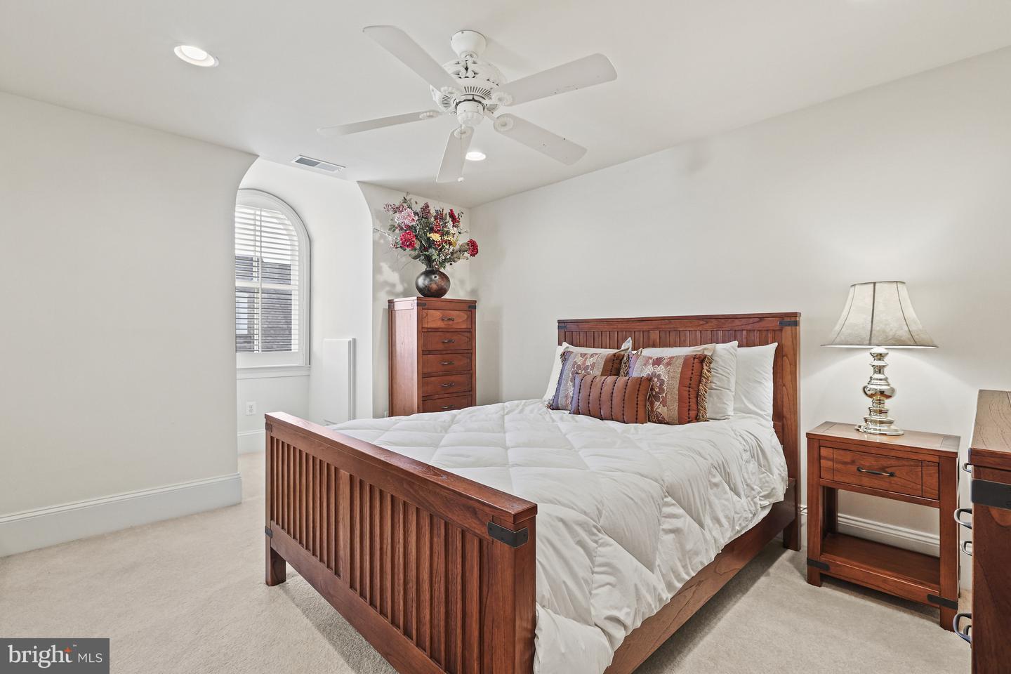 7218 Farm Meadow Ct