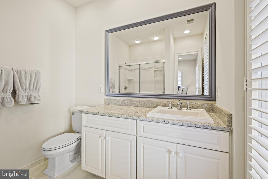7218 Farm Meadow Ct