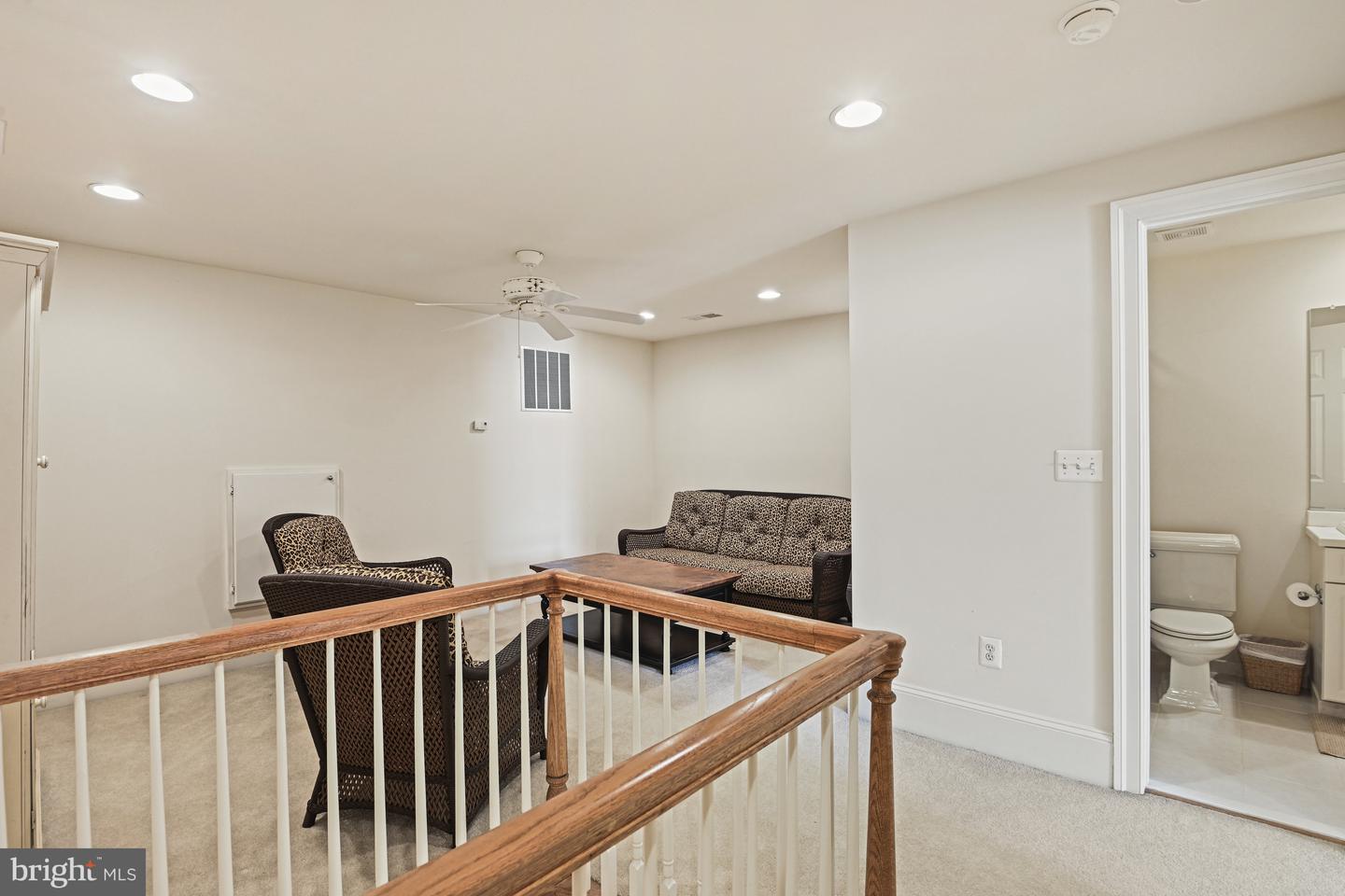 7218 Farm Meadow Ct