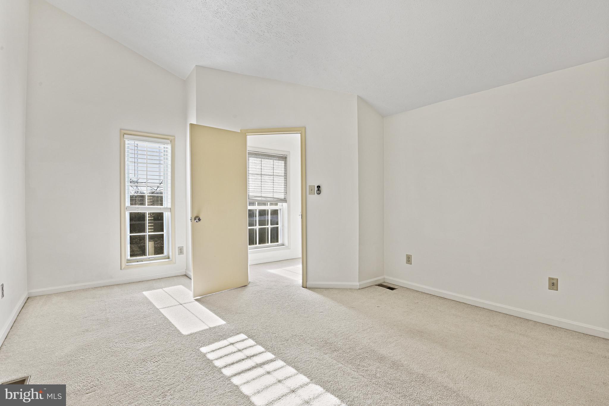 9971 Oakton Terrace Rd