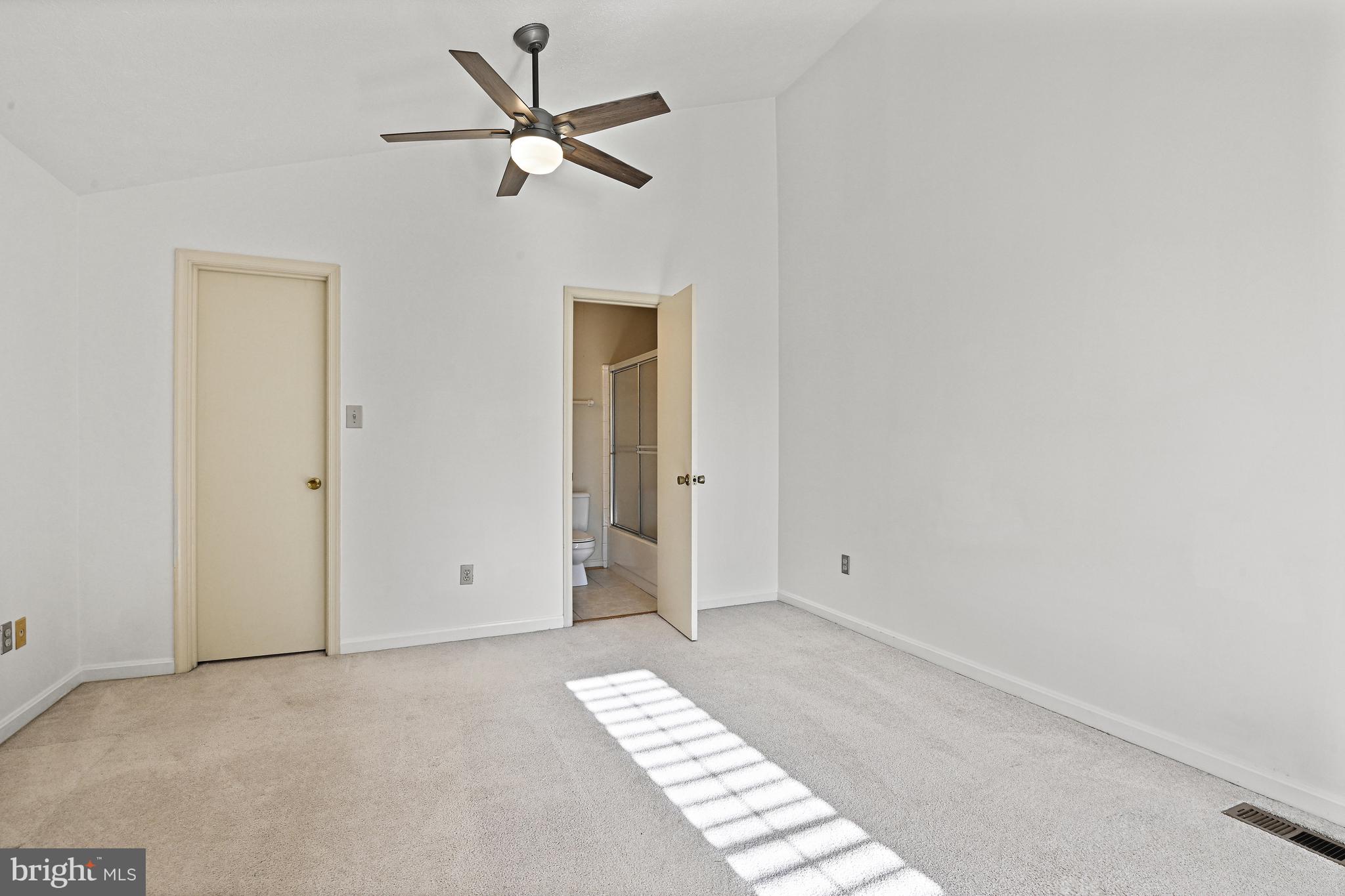 9971 Oakton Terrace Rd