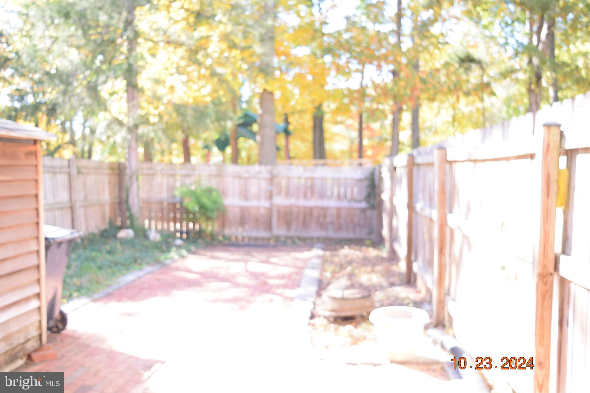 14857 Leicester Ct
