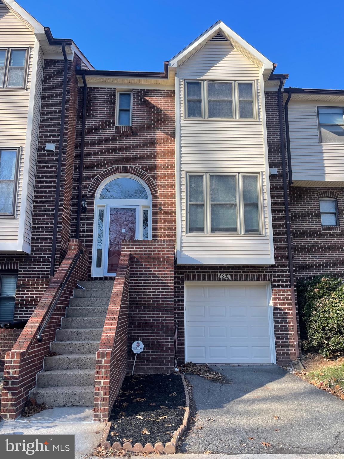 6626 WESTBURY OAKS CT