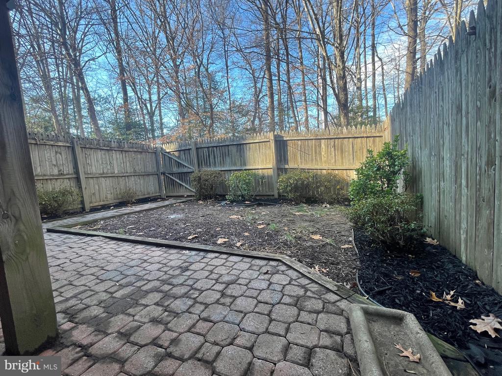 6626 WESTBURY OAKS CT