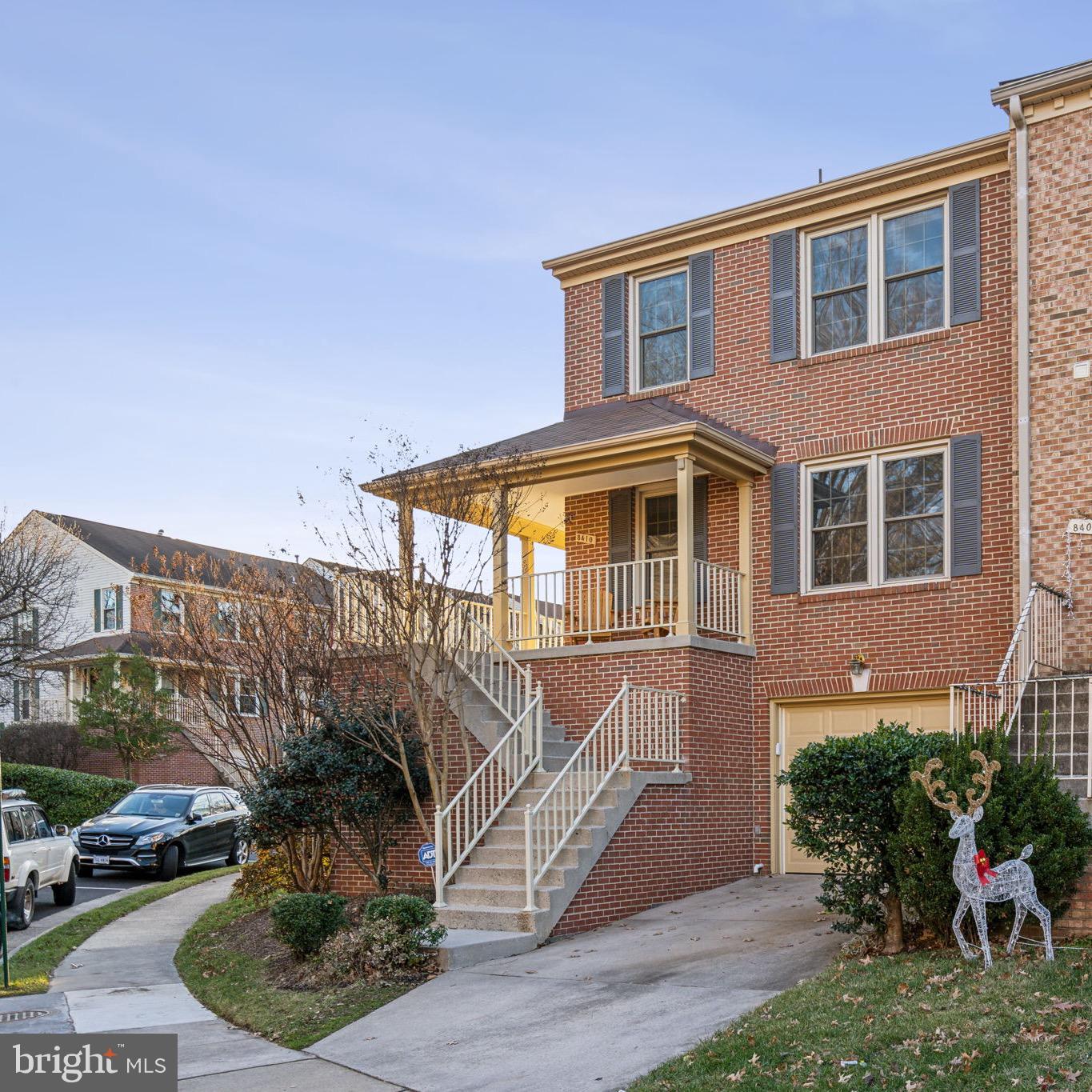 8410 Millwood Dr