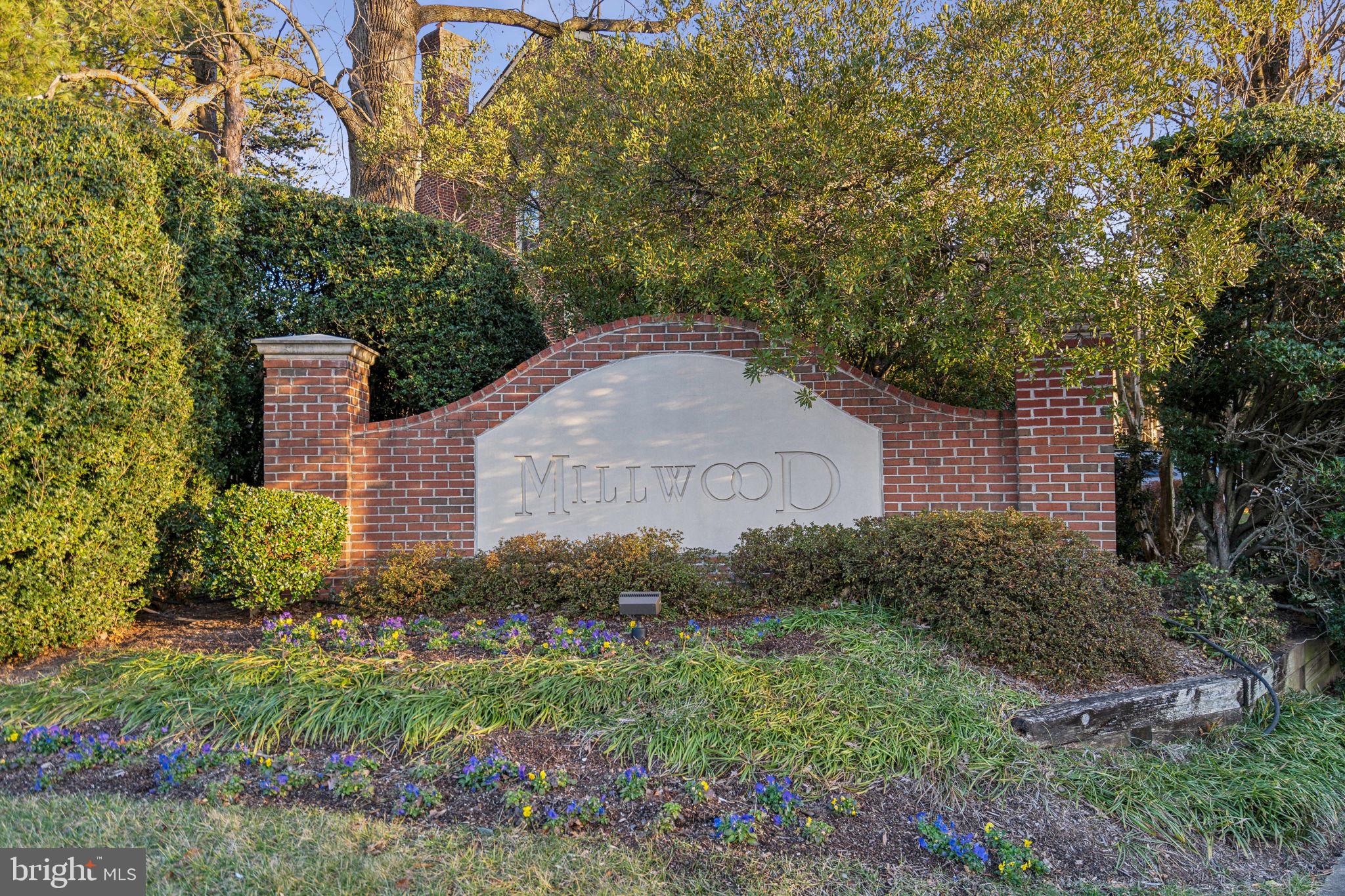 8410 Millwood Dr