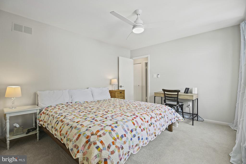 11305 Harborside Cluster