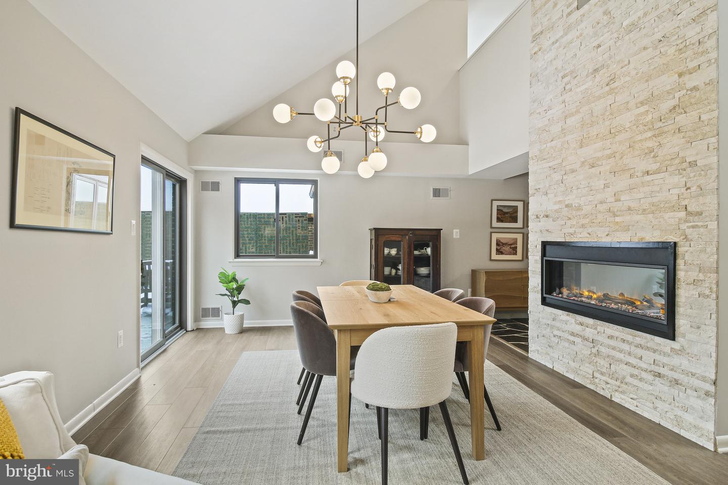 11305 Harborside Cluster