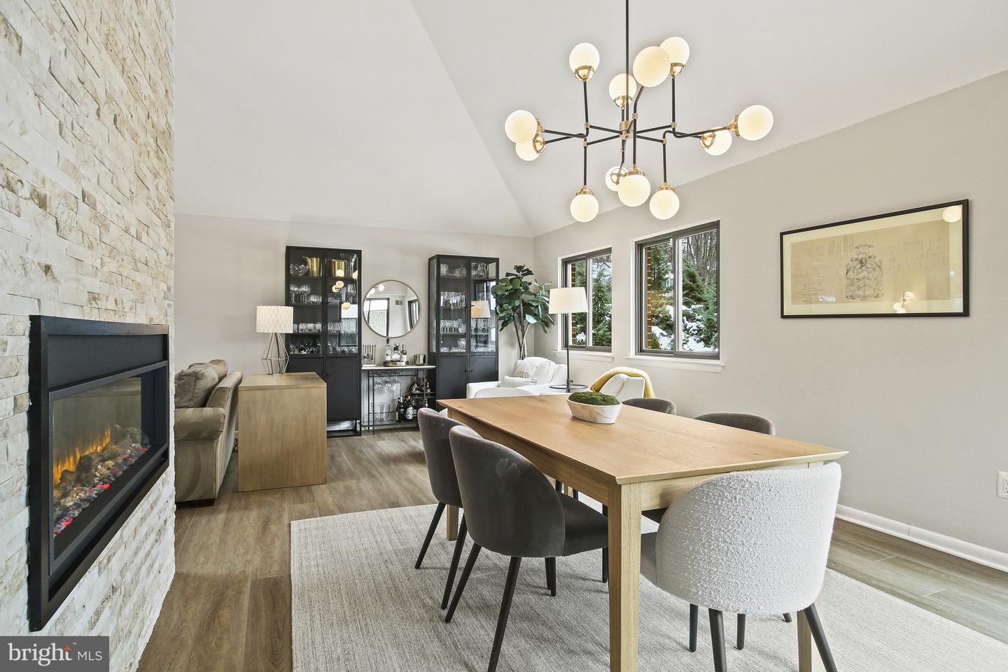 11305 Harborside Cluster
