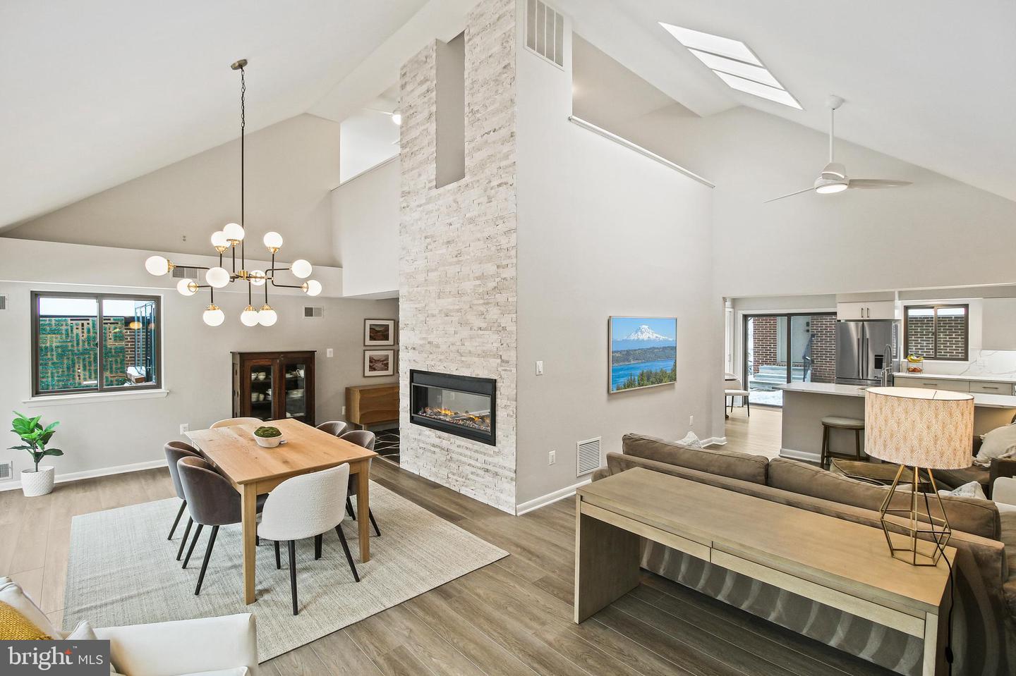 11305 Harborside Cluster