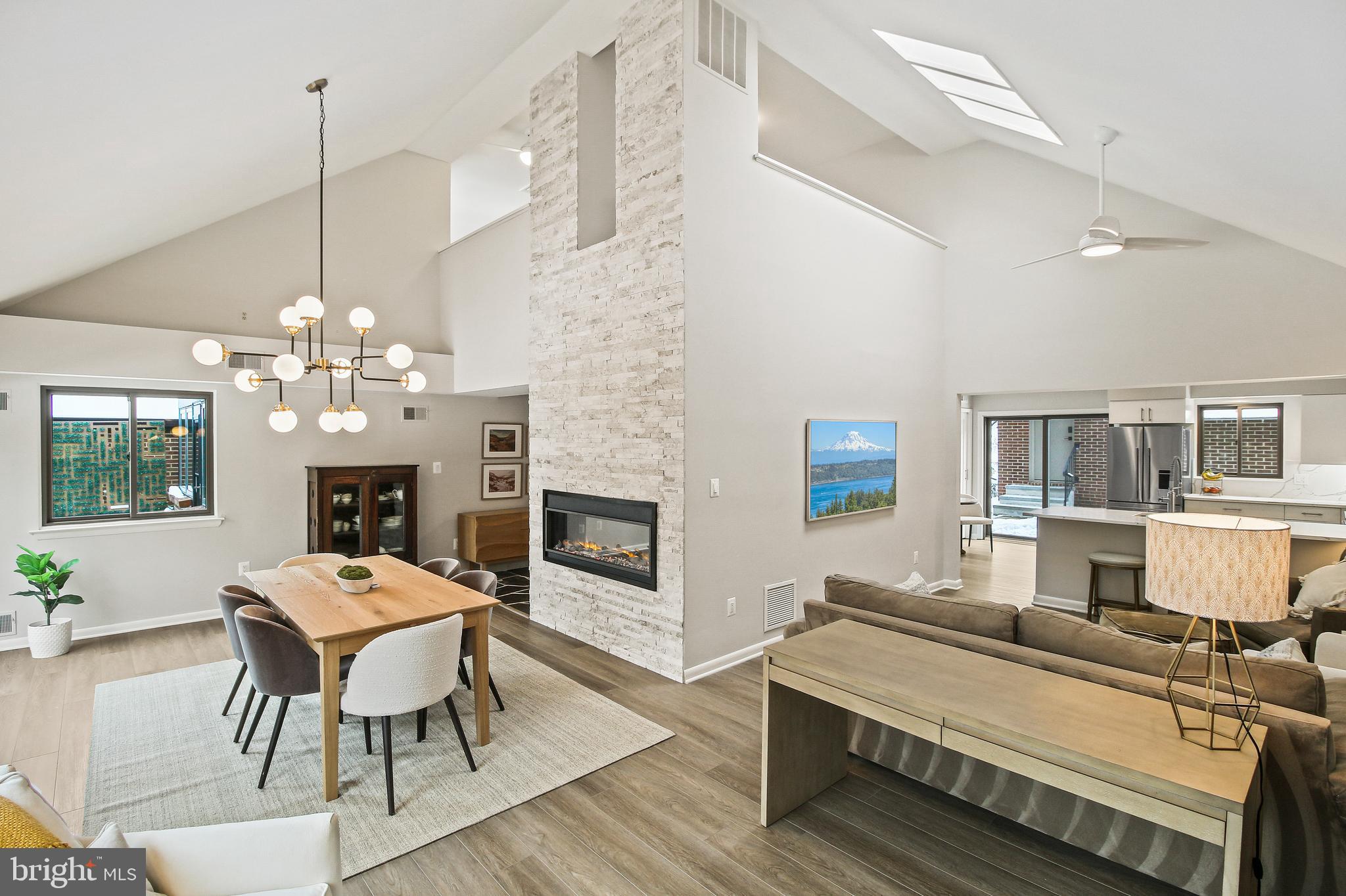 11305 Harborside Cluster
