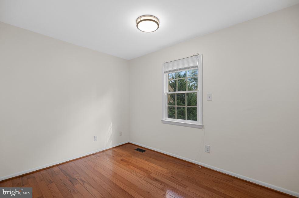 13609 ELLENDALE DR