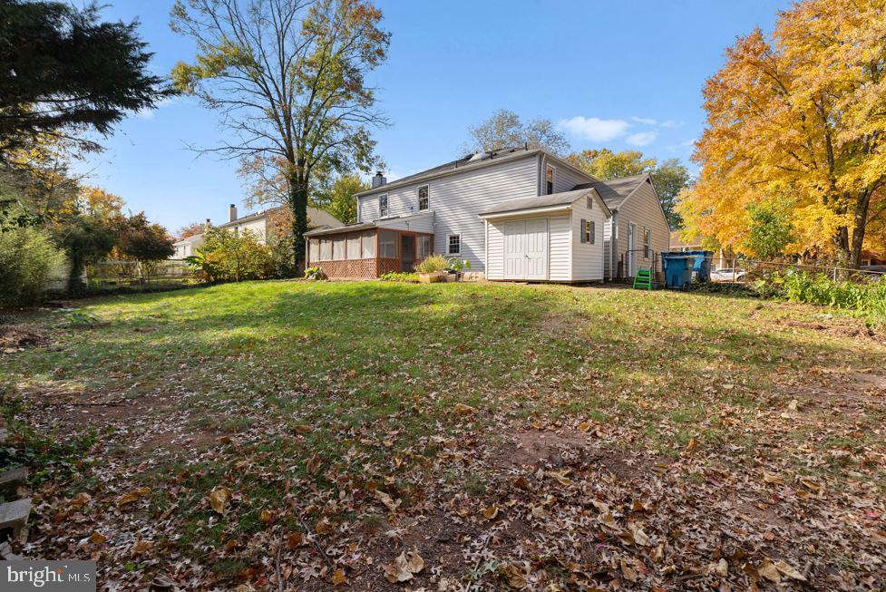 13609 ELLENDALE DR