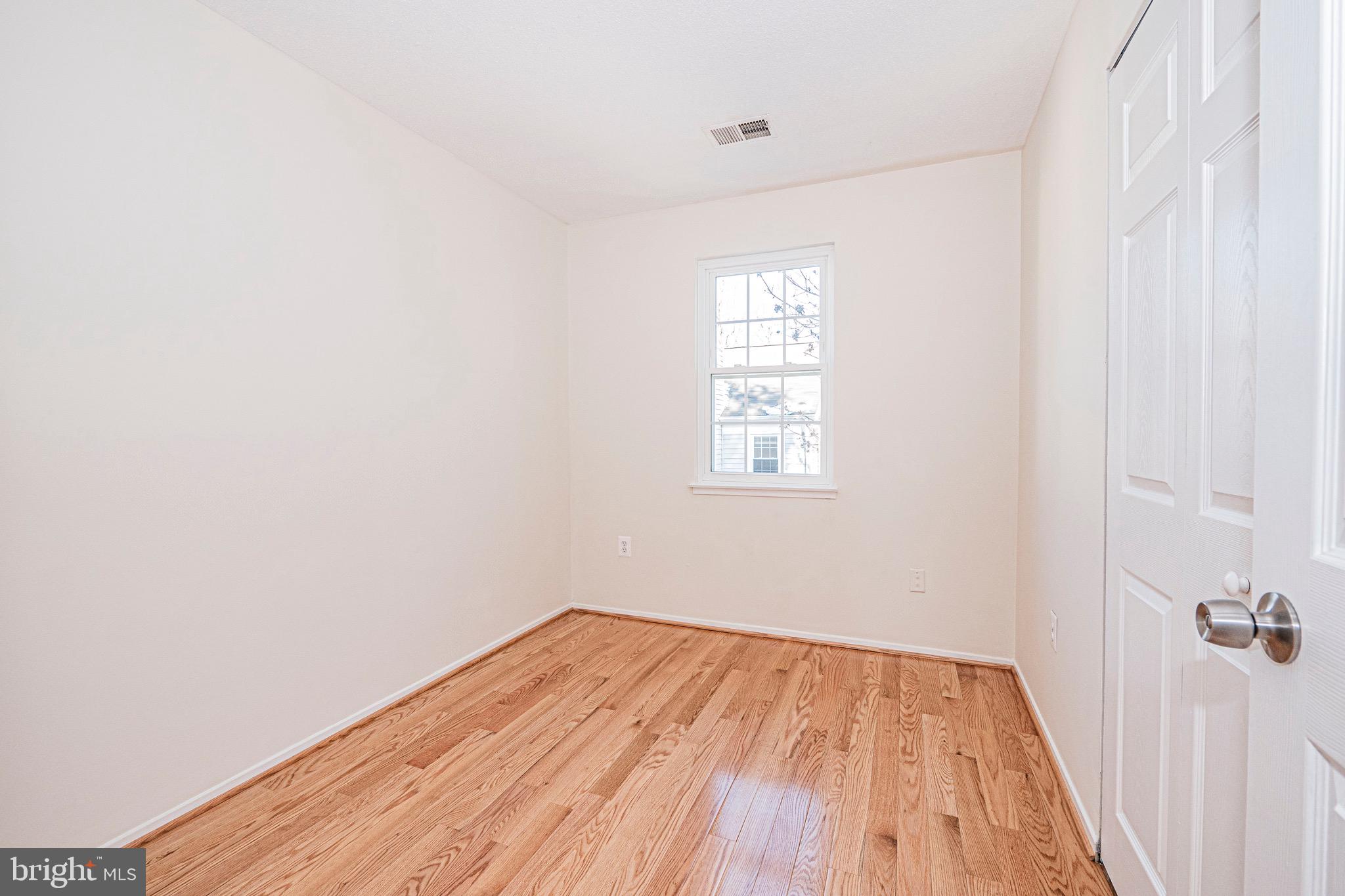 2382 BRANLEIGH PARK COURT