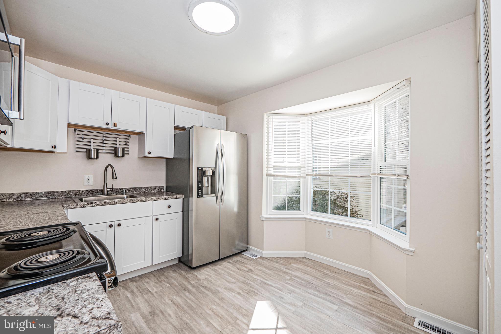 2382 BRANLEIGH PARK COURT