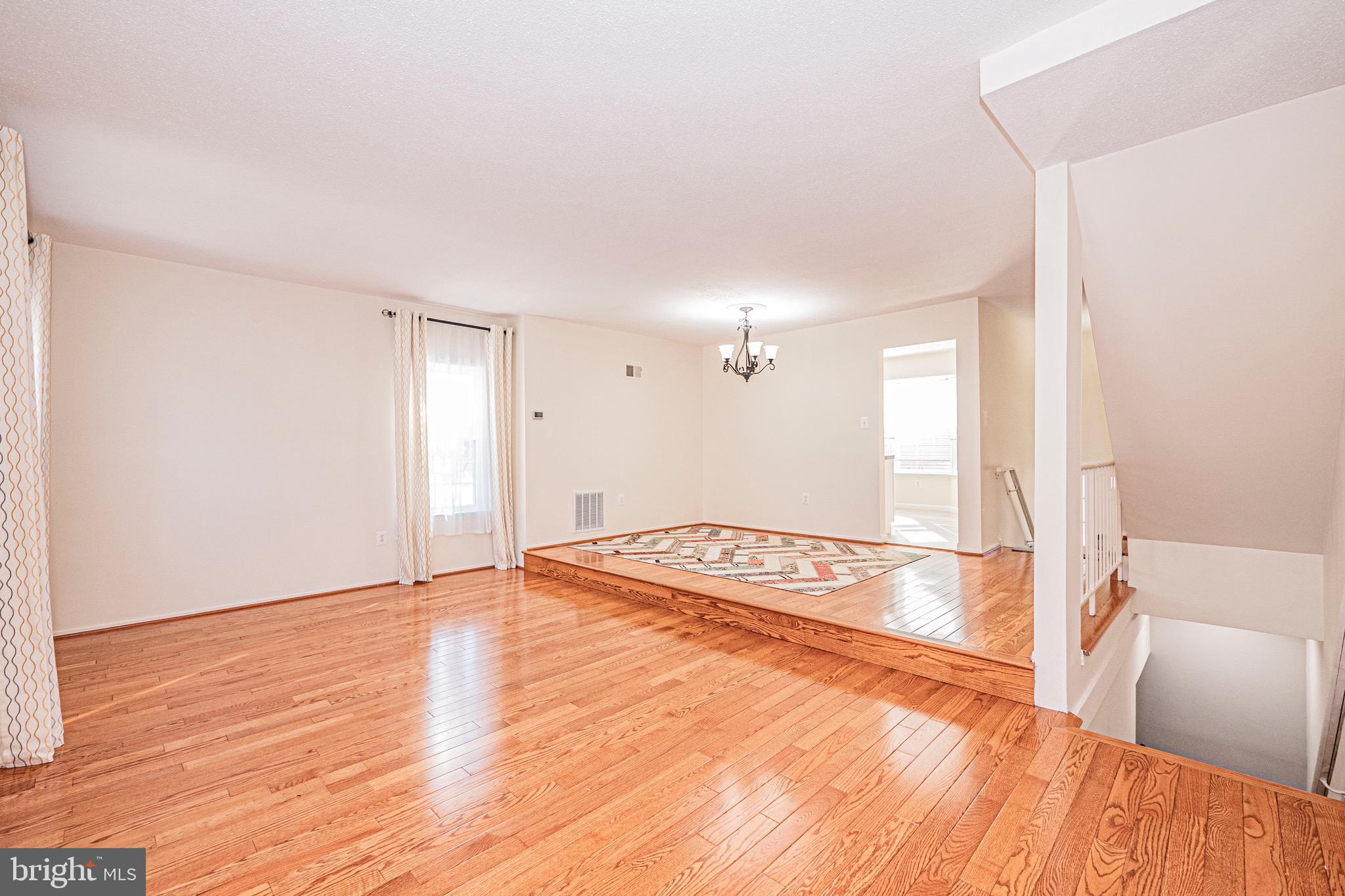 2382 BRANLEIGH PARK COURT