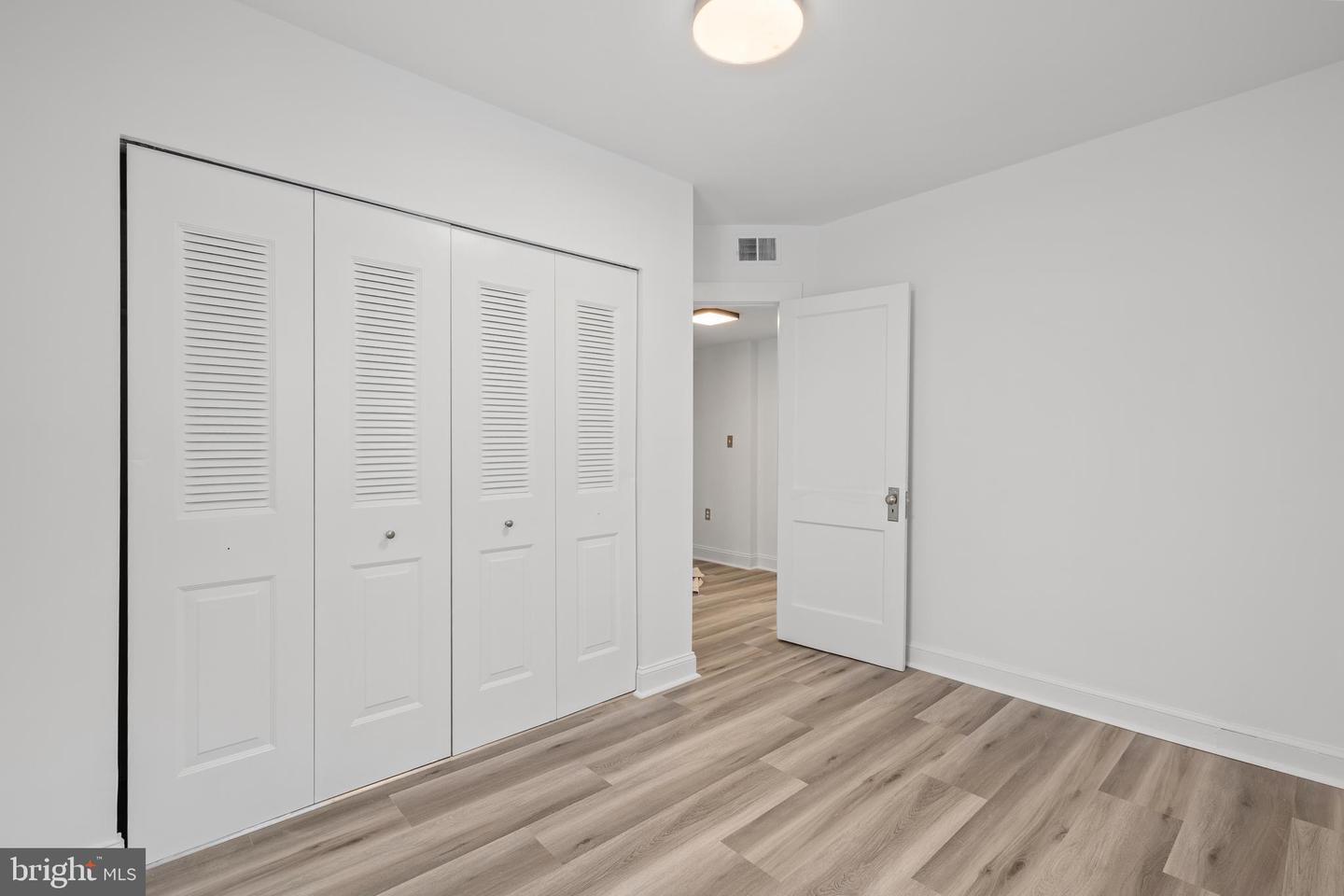 8401 CENTRAL AVE