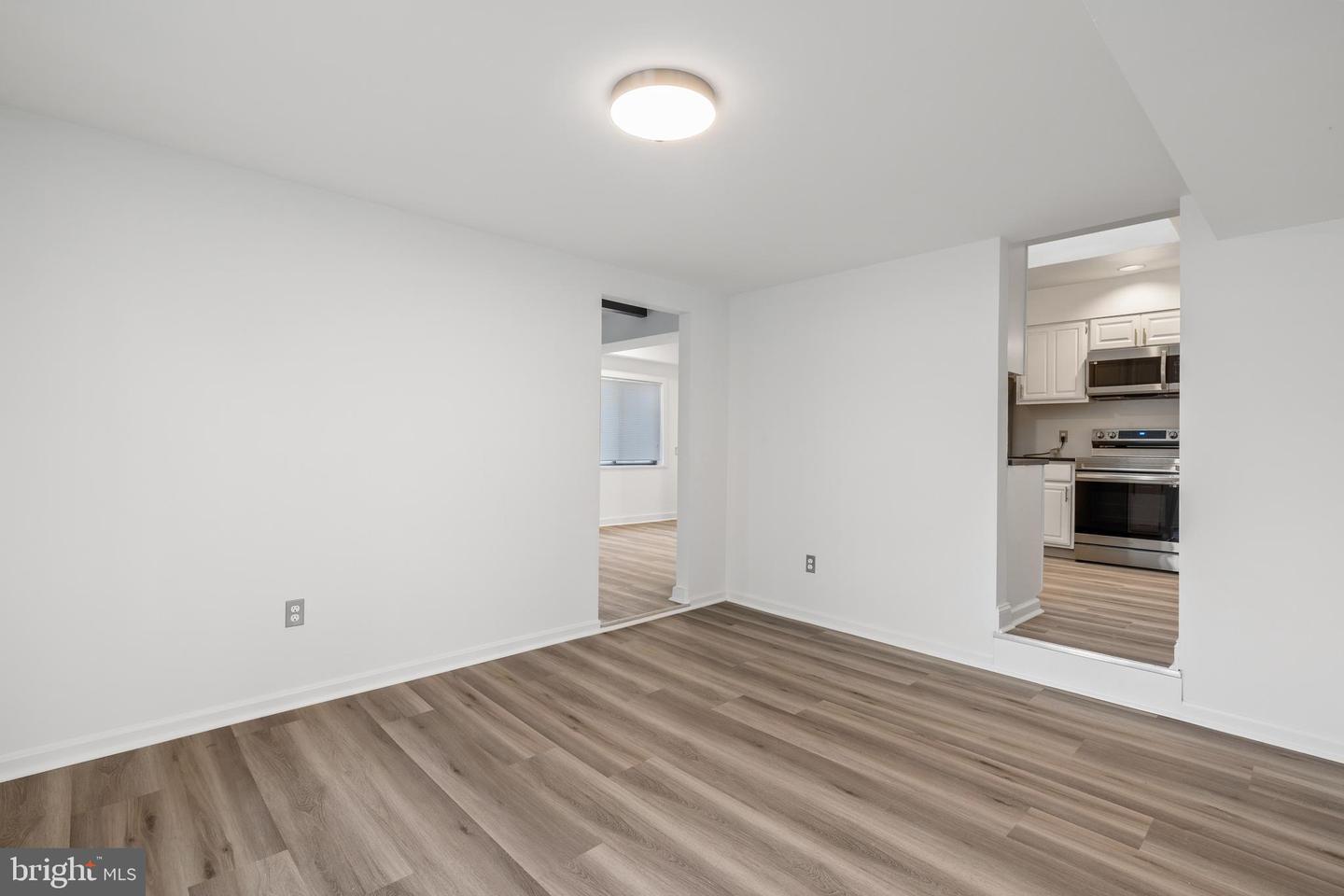 8401 CENTRAL AVE