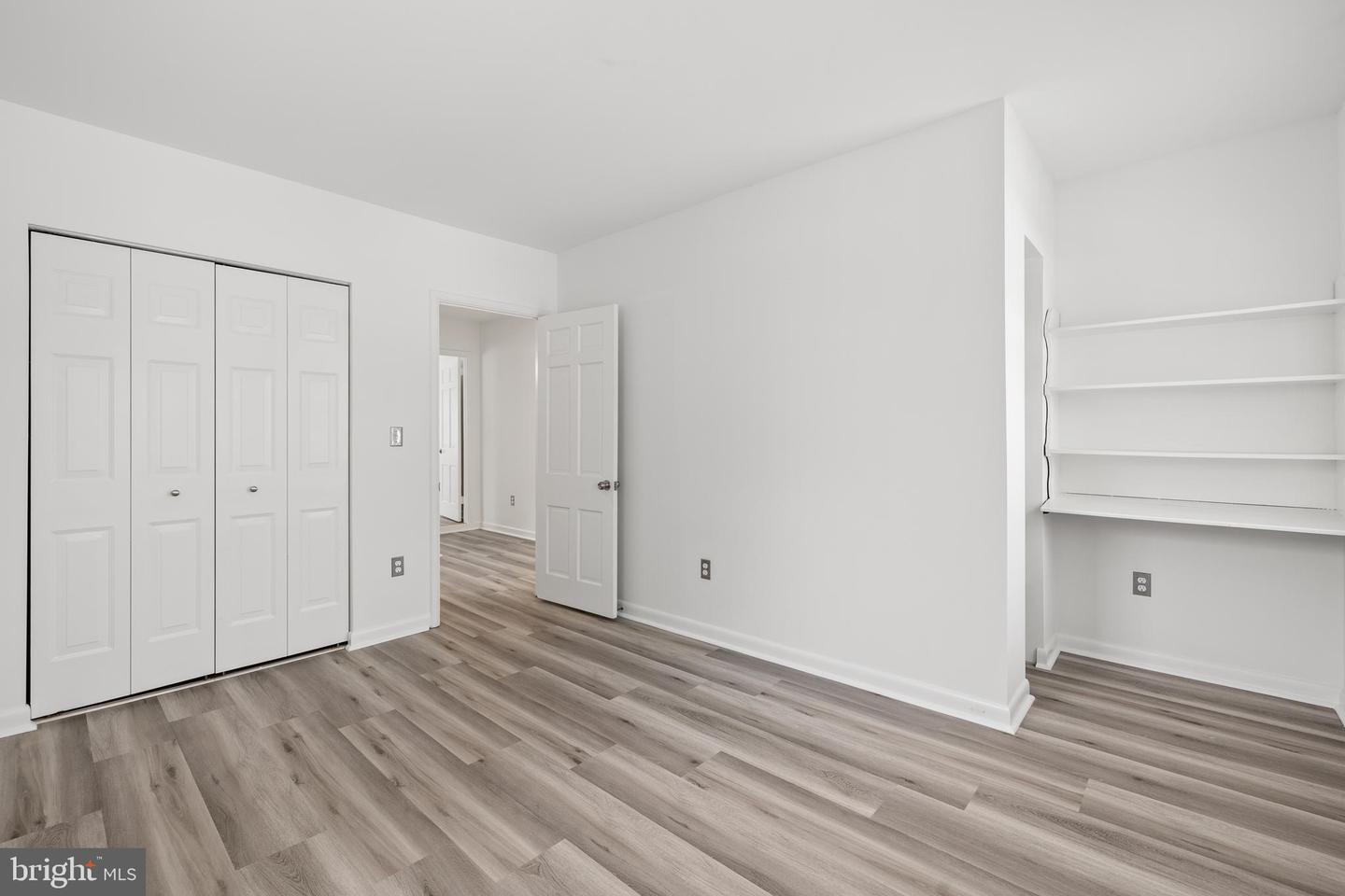 8401 CENTRAL AVE