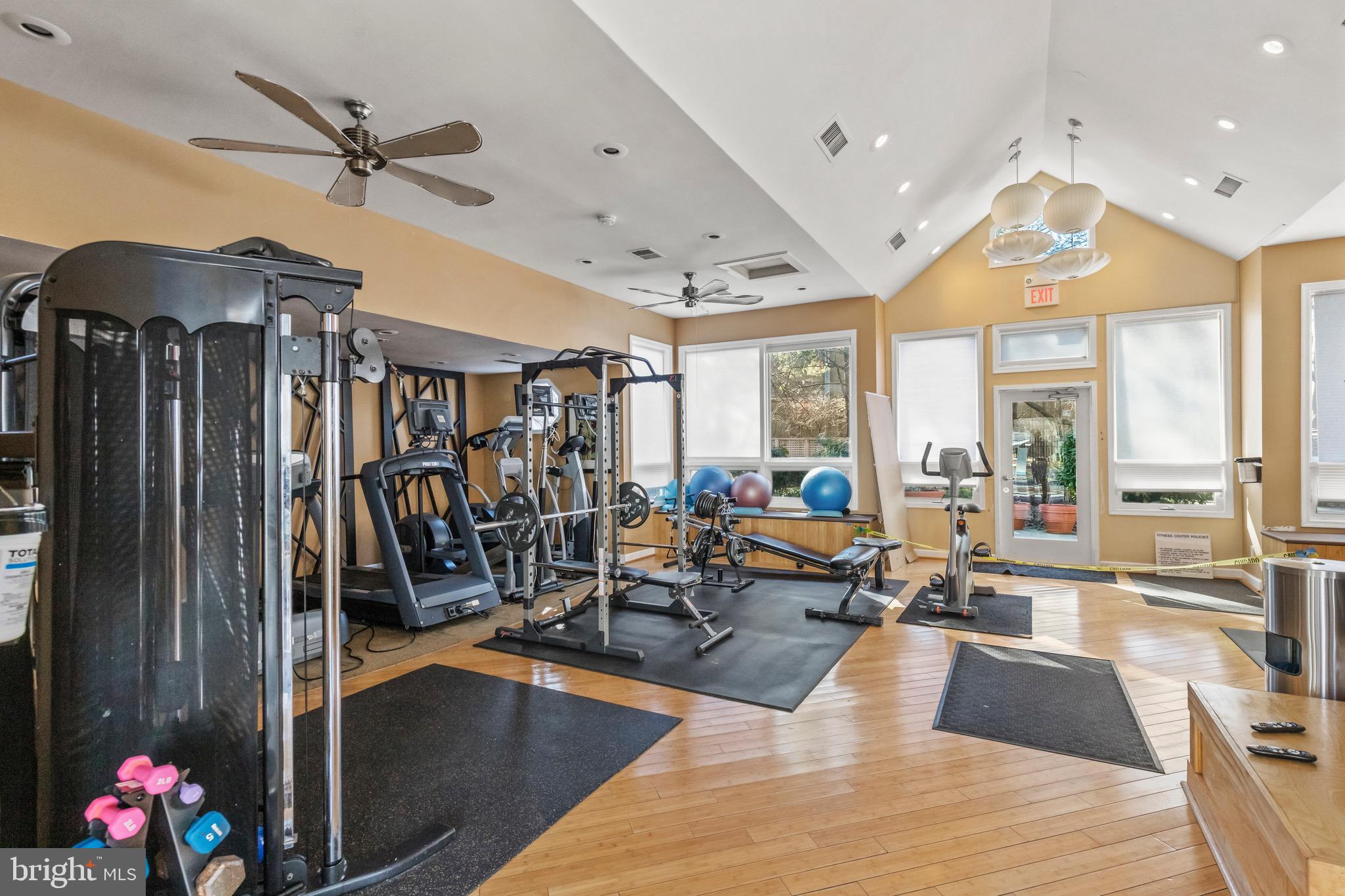 3175 SUMMIT SQUARE DR #5-A12