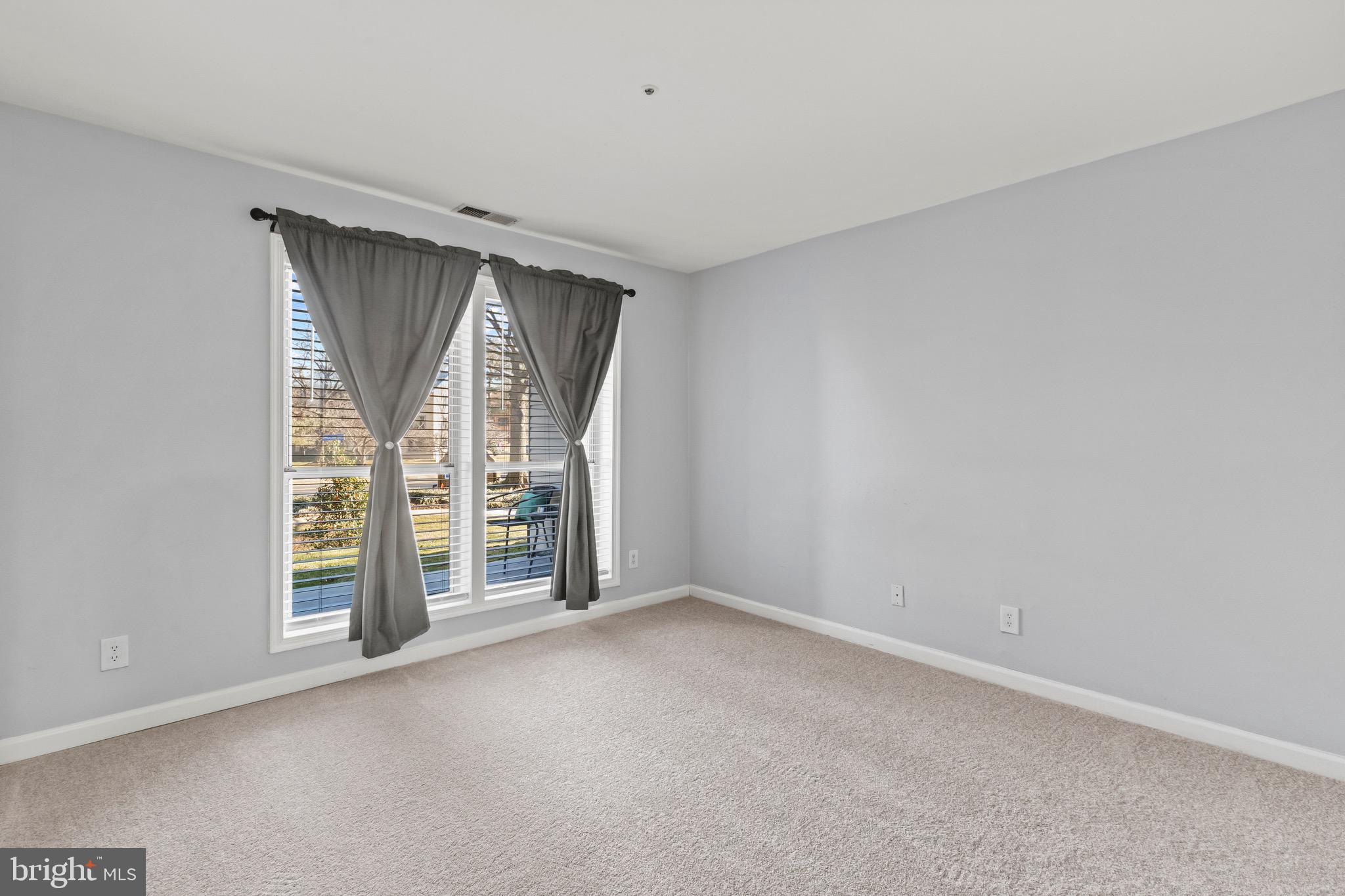 3175 SUMMIT SQUARE DR #5-A12