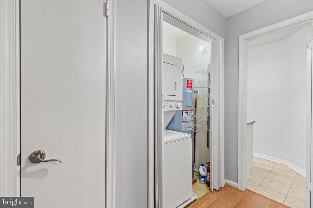 3175 SUMMIT SQUARE DR #5-A12