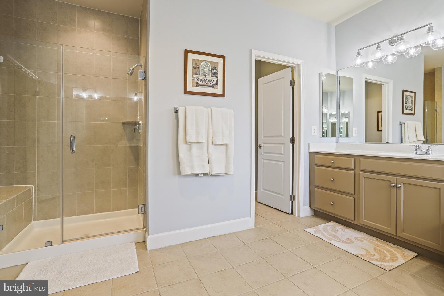 5809 Falls Gate Ct