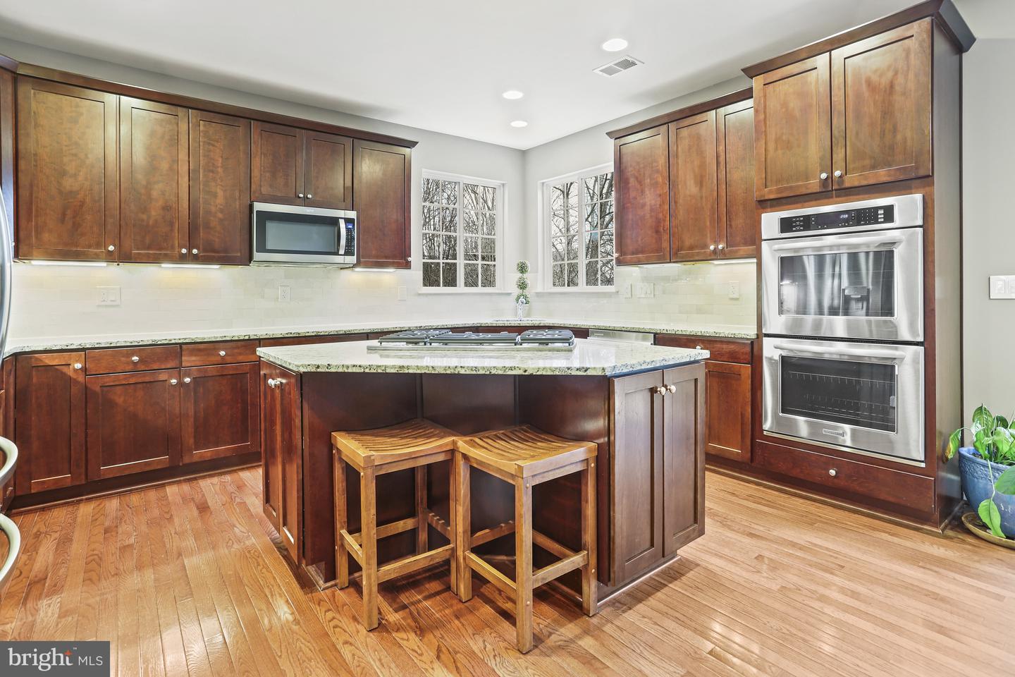 5809 Falls Gate Ct