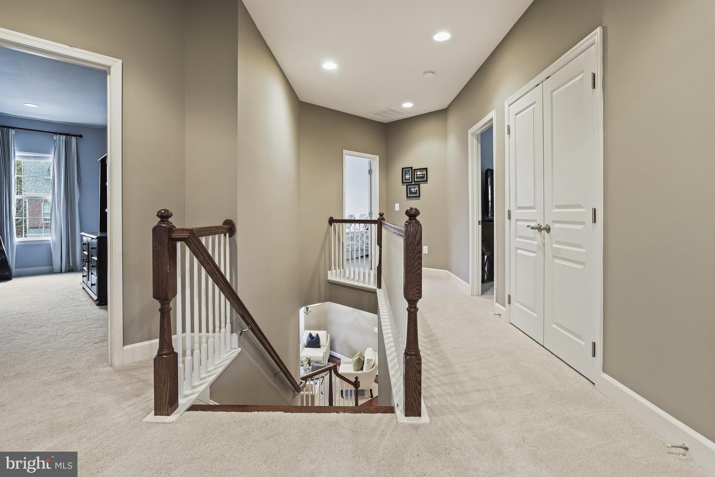 5809 Falls Gate Ct