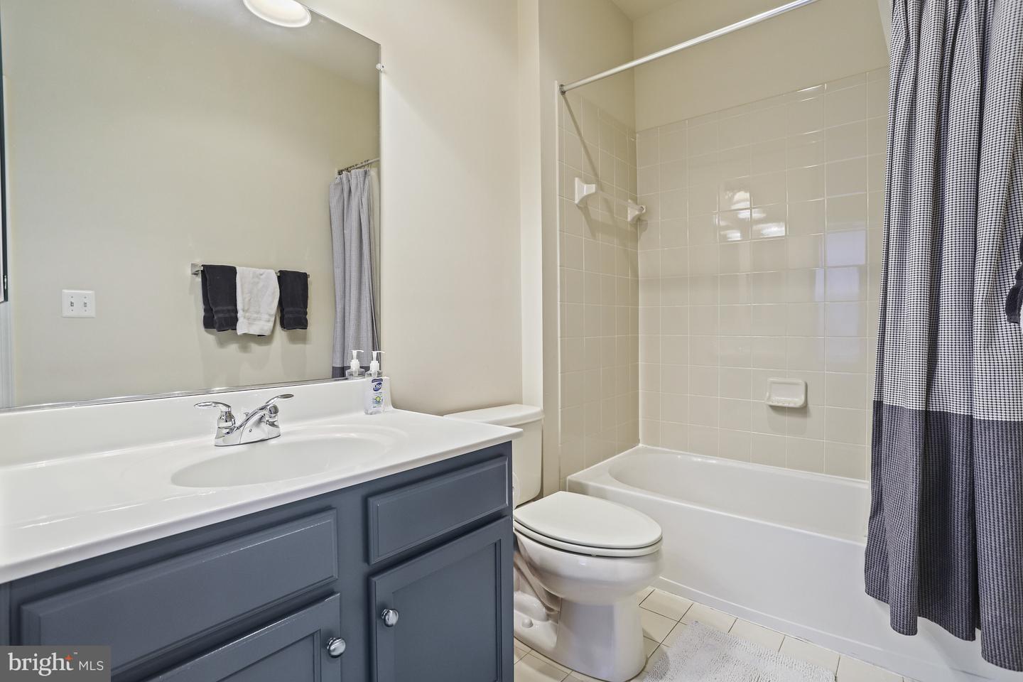 5809 Falls Gate Ct