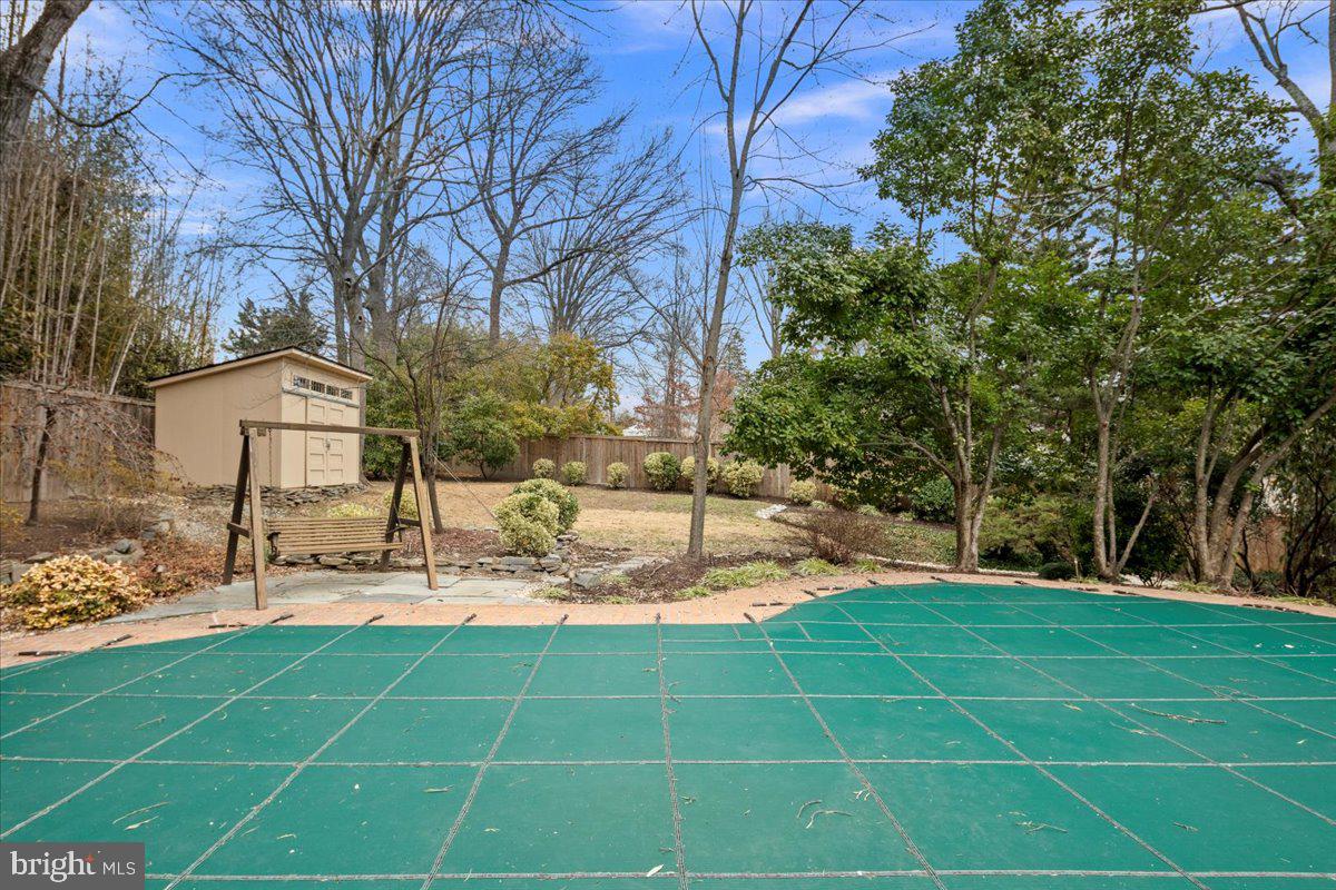1716 Hollinwood Dr