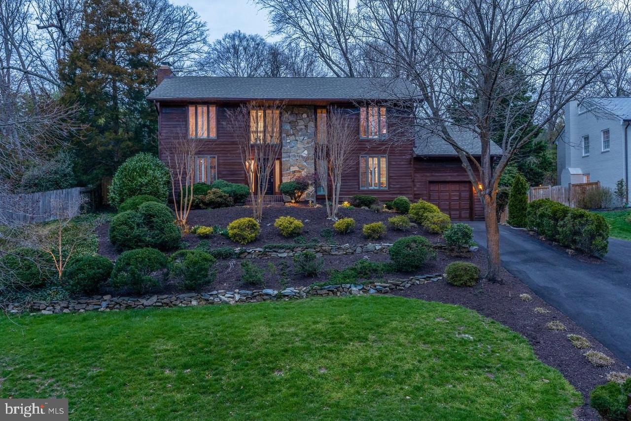 1716 Hollinwood Dr