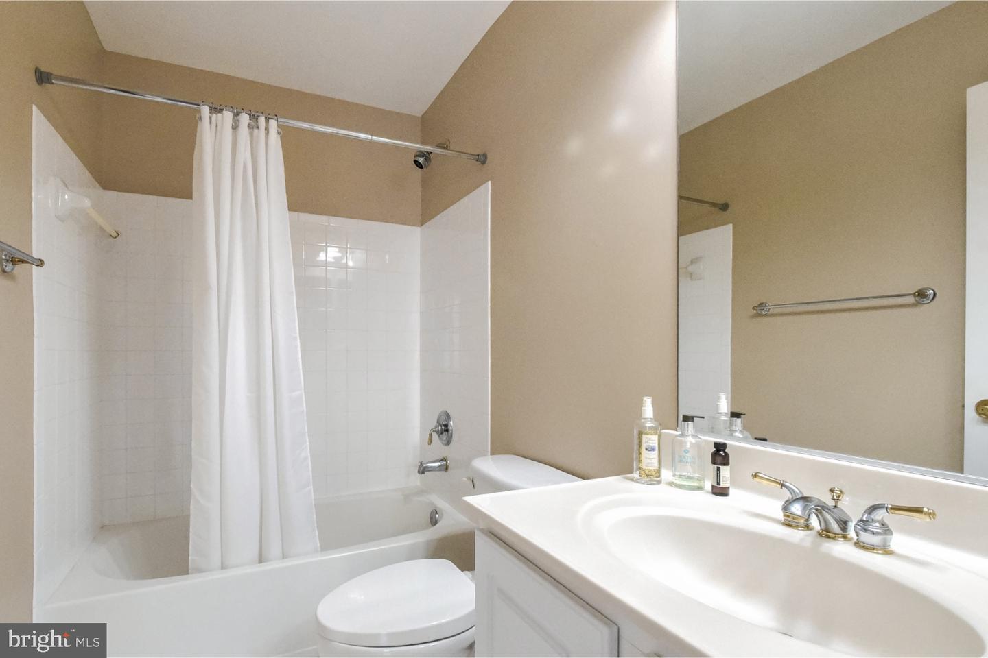 2170 Harithy Dr