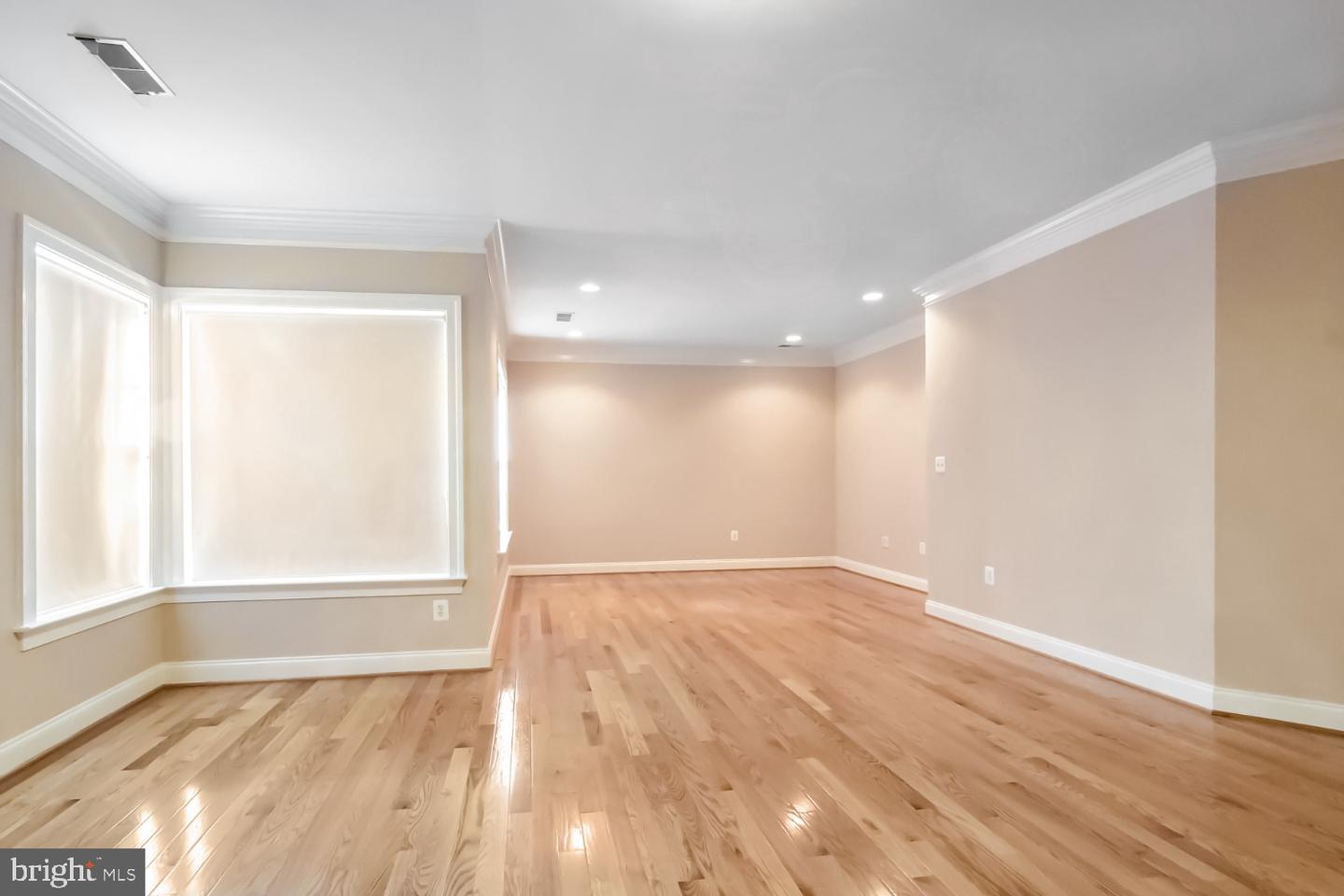 2170 Harithy Dr