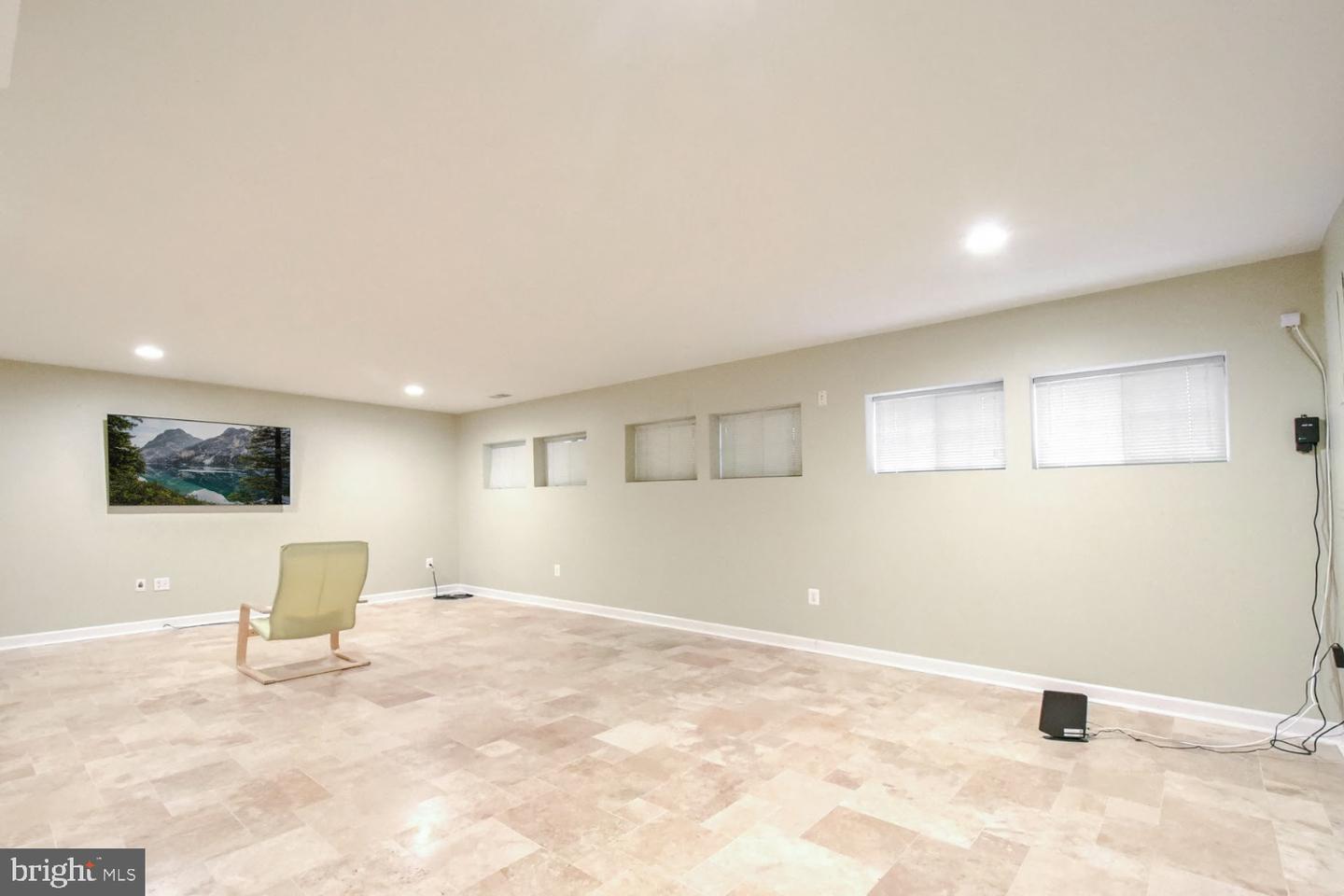 2170 Harithy Dr