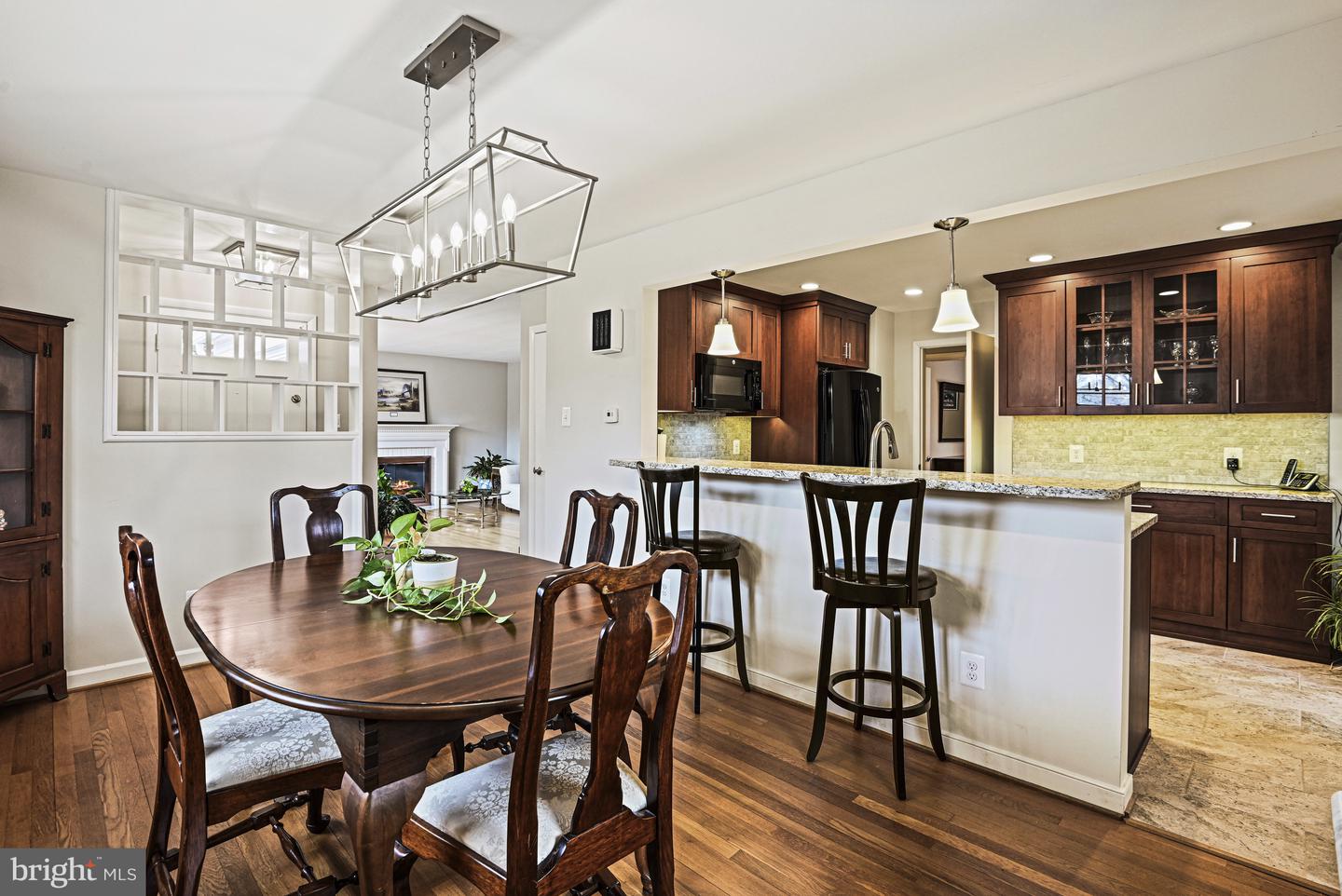 1905 Lamson Pl
