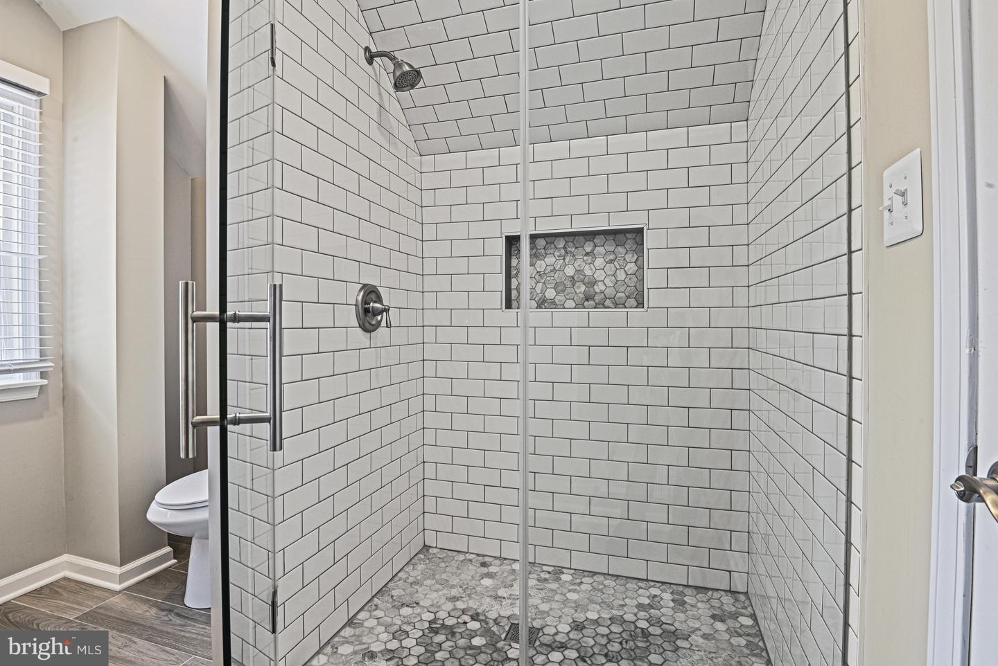 1905 Lamson Pl