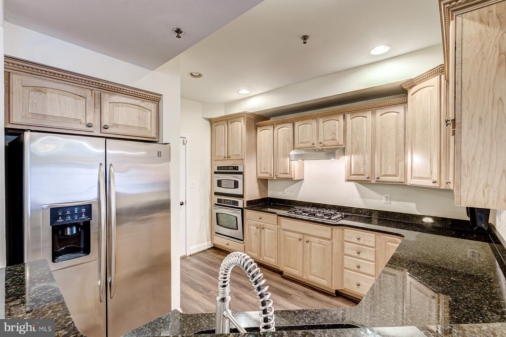 7119 MASON GROVE CT.