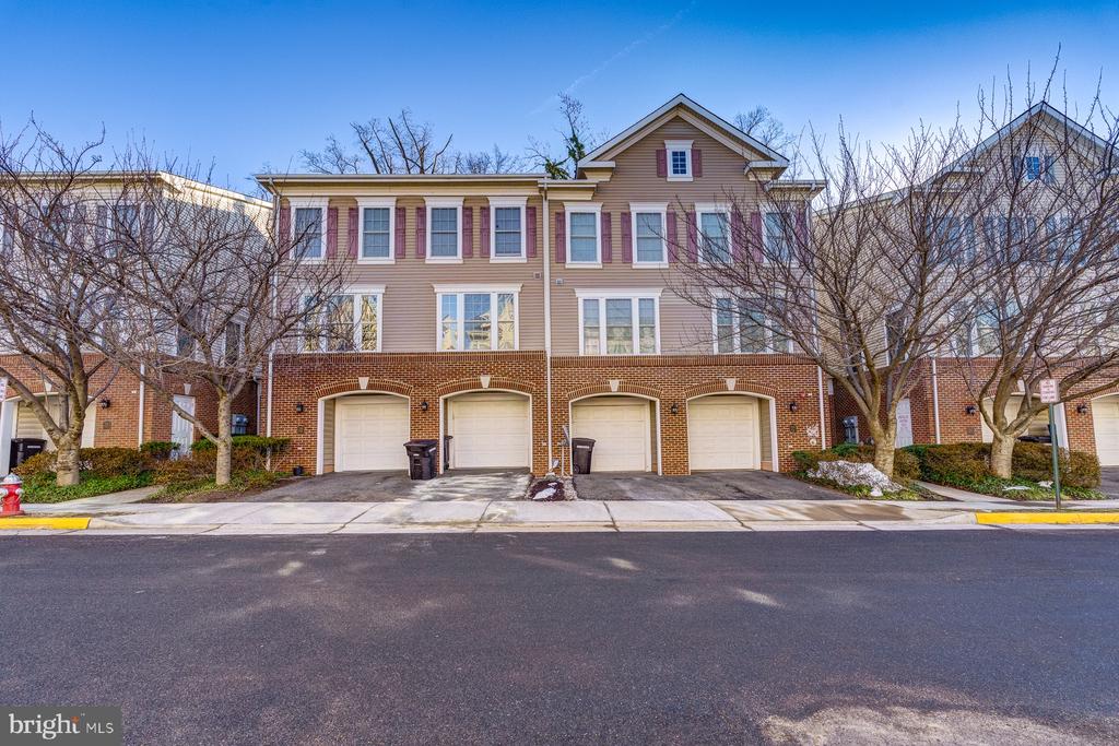 7119 MASON GROVE CT.