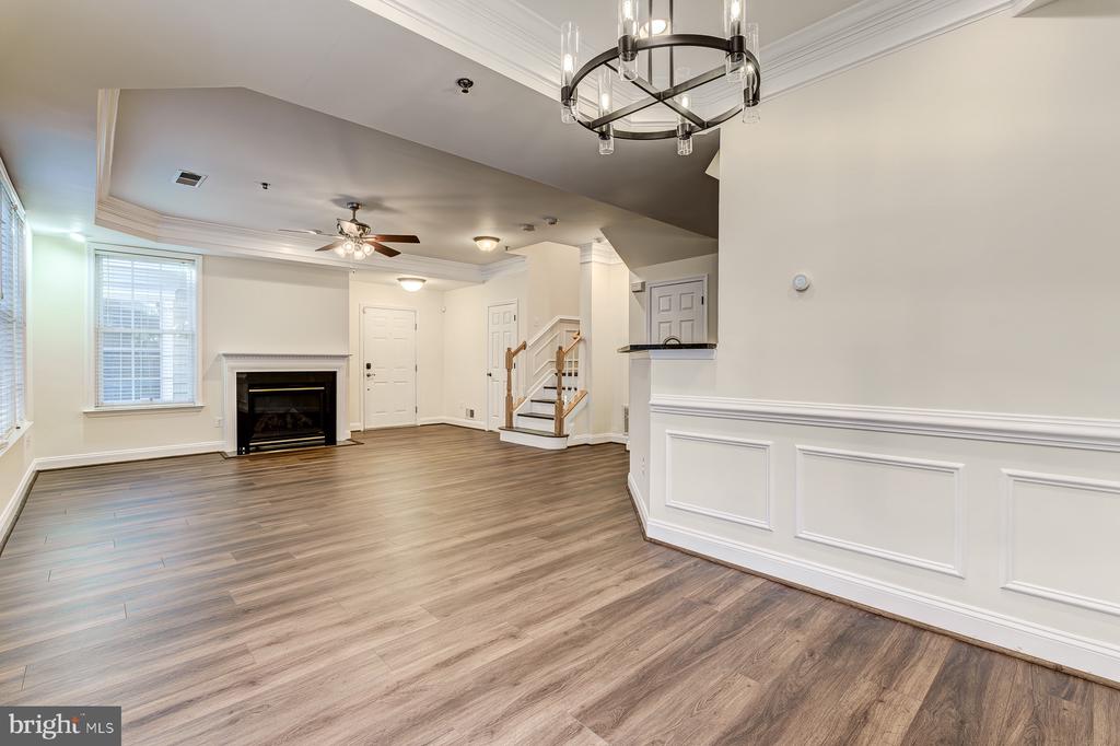 7119 MASON GROVE CT.