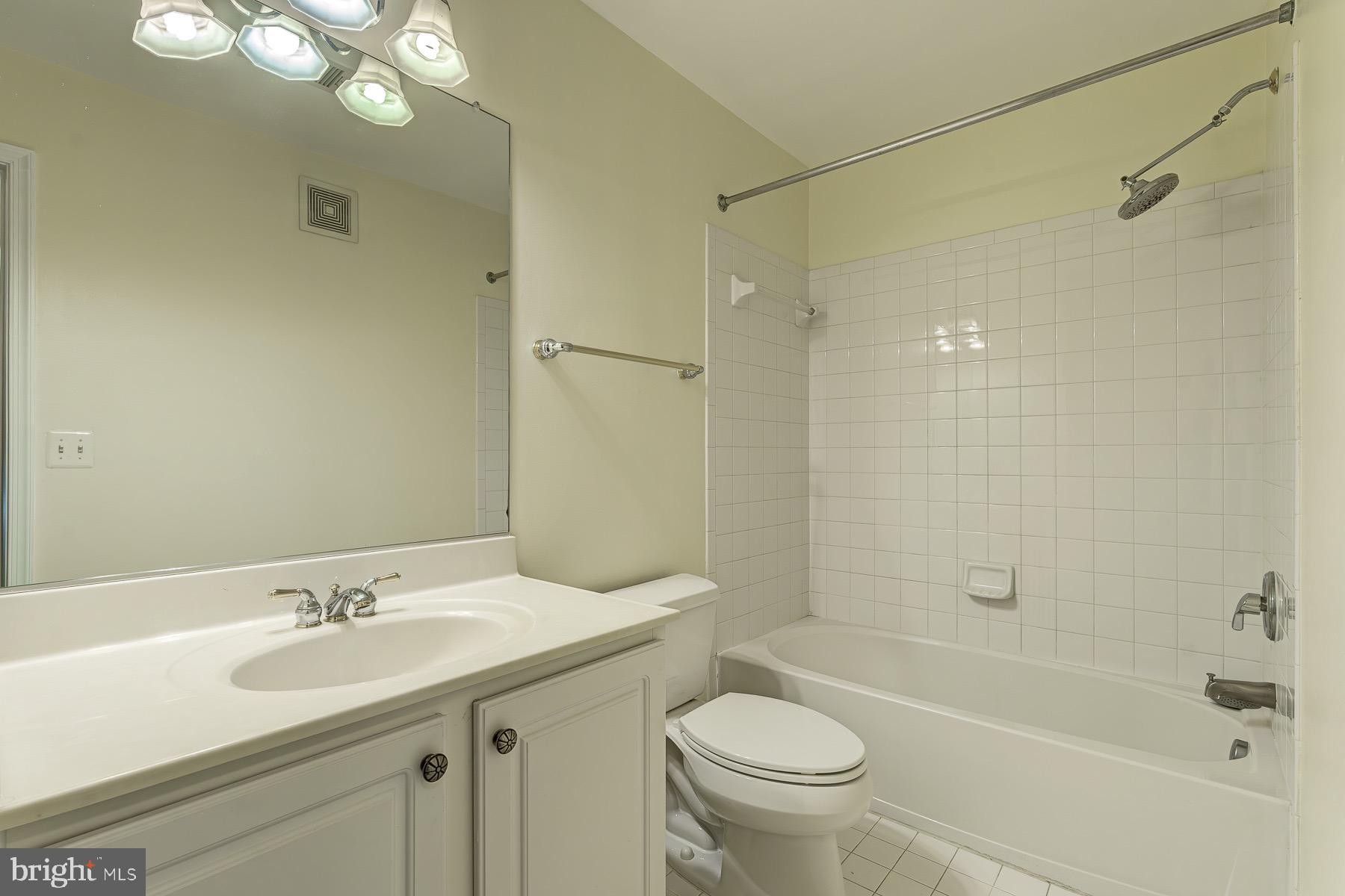 7119 MASON GROVE CT.