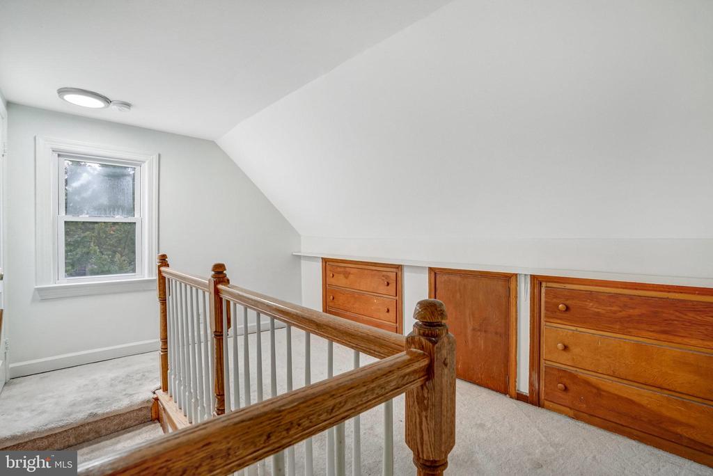 2833 Summerfield Rd