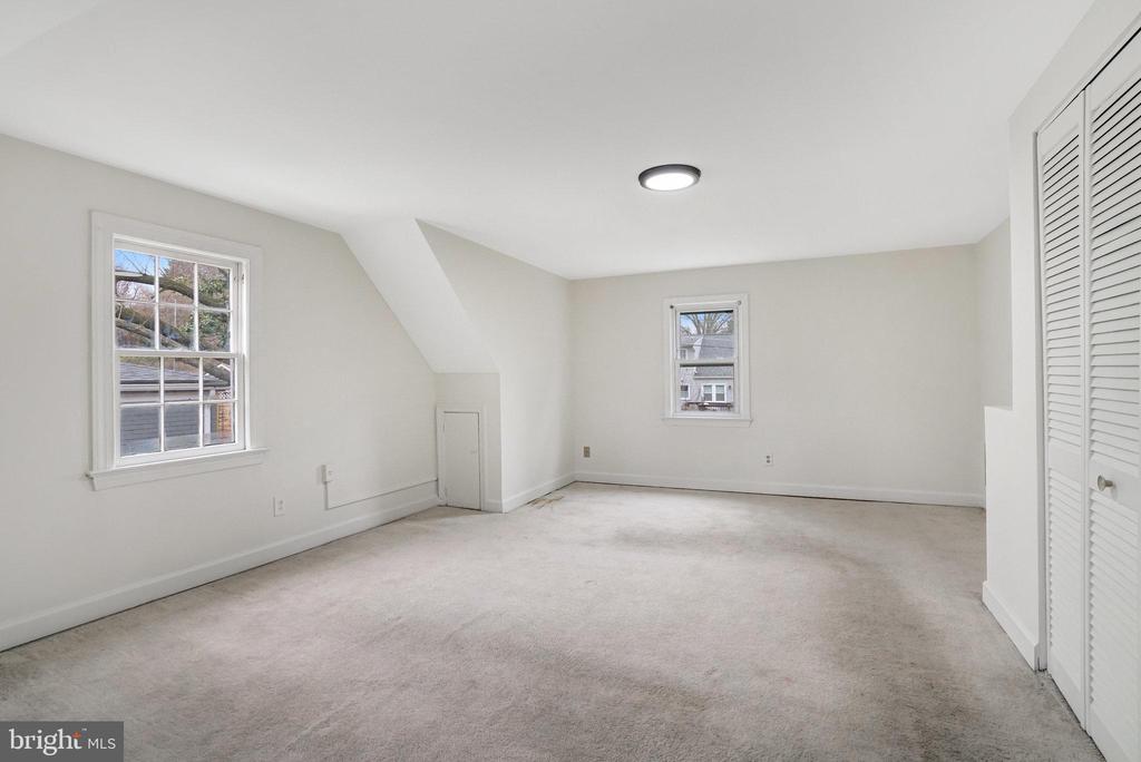 2833 Summerfield Rd